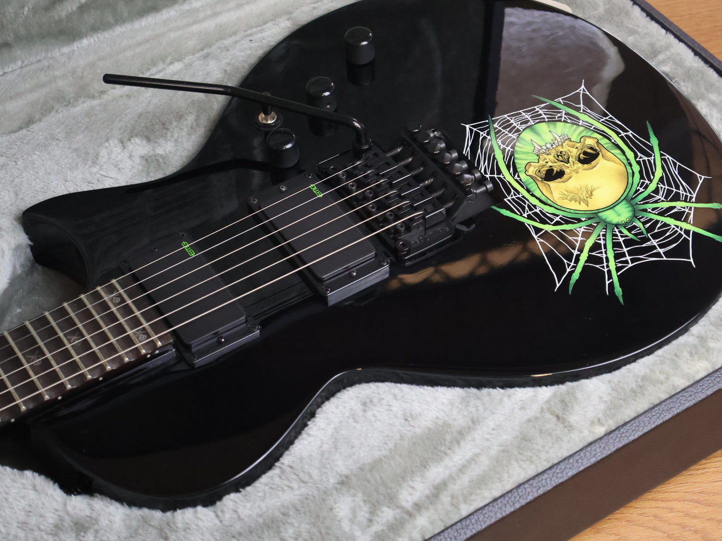 2012 LTD (by ESP Japan) Kirk Hammett KH3 Spider 30th Anniversary Signature Model (Black)