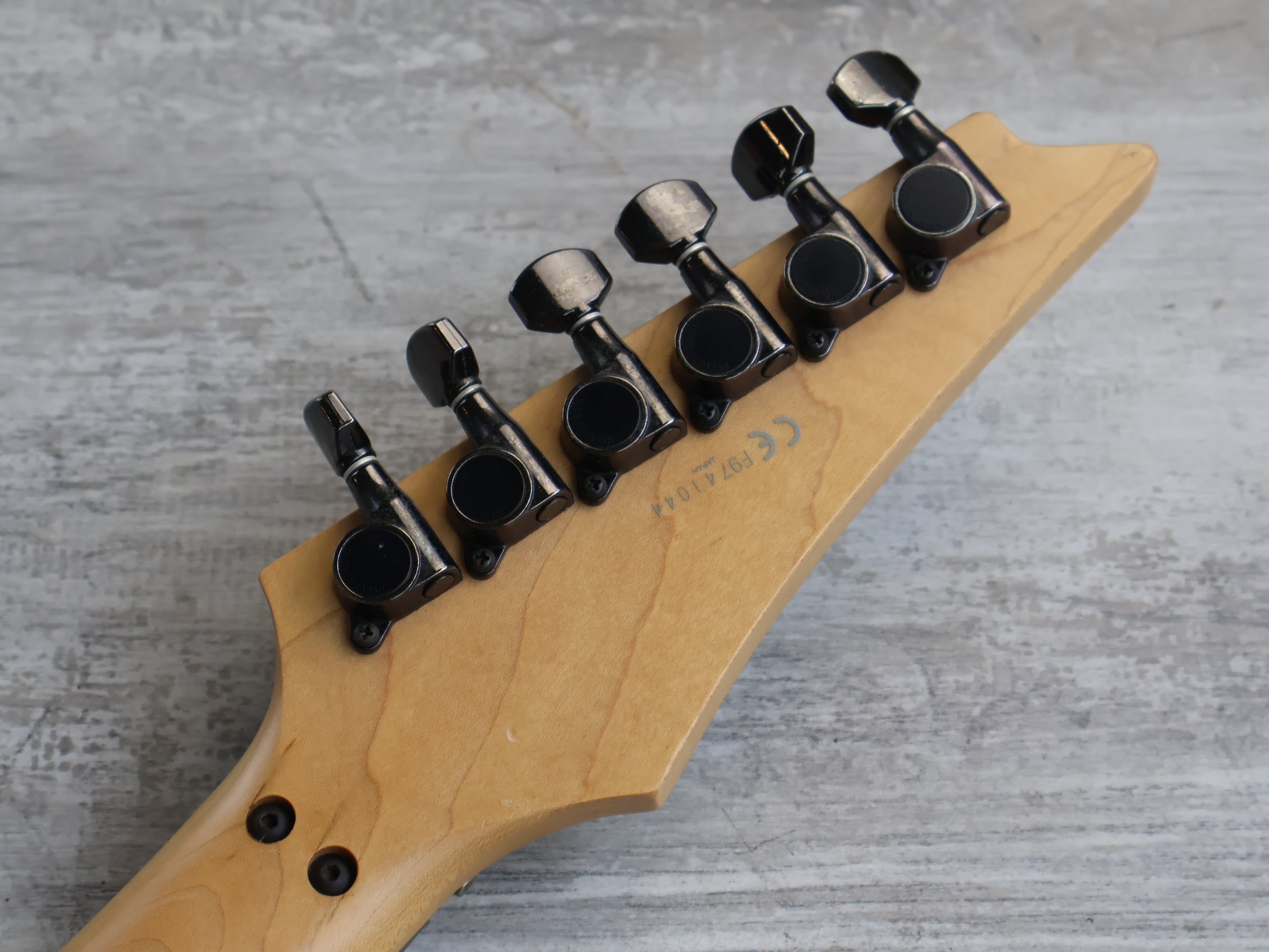 1997 Ibanez Japan PGM30 Paul Gilbert Signature Model (White