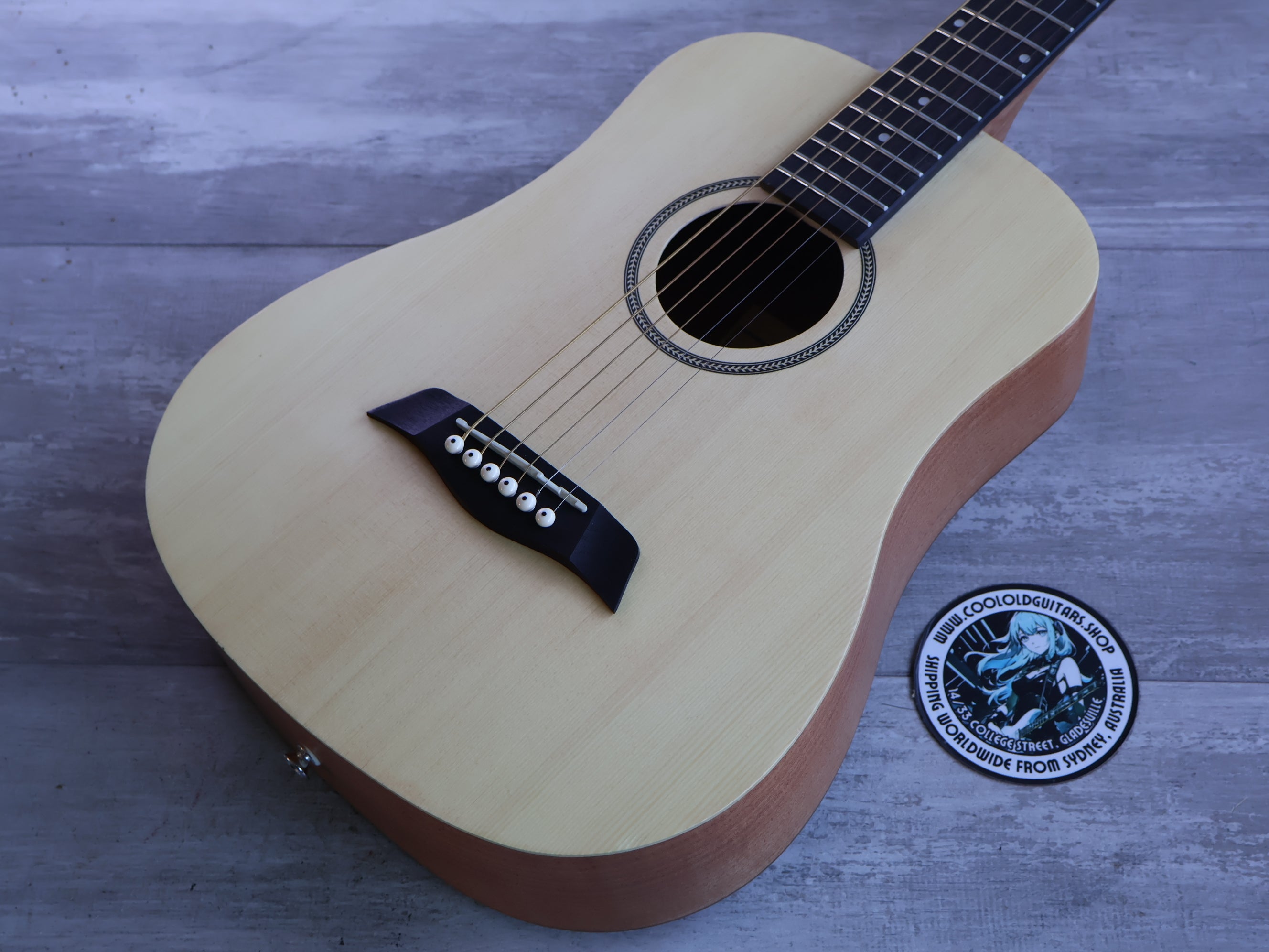 S Yairi YM-02/NTL Travel Acoustic Guitar (Natural) – Cool Old Guitars