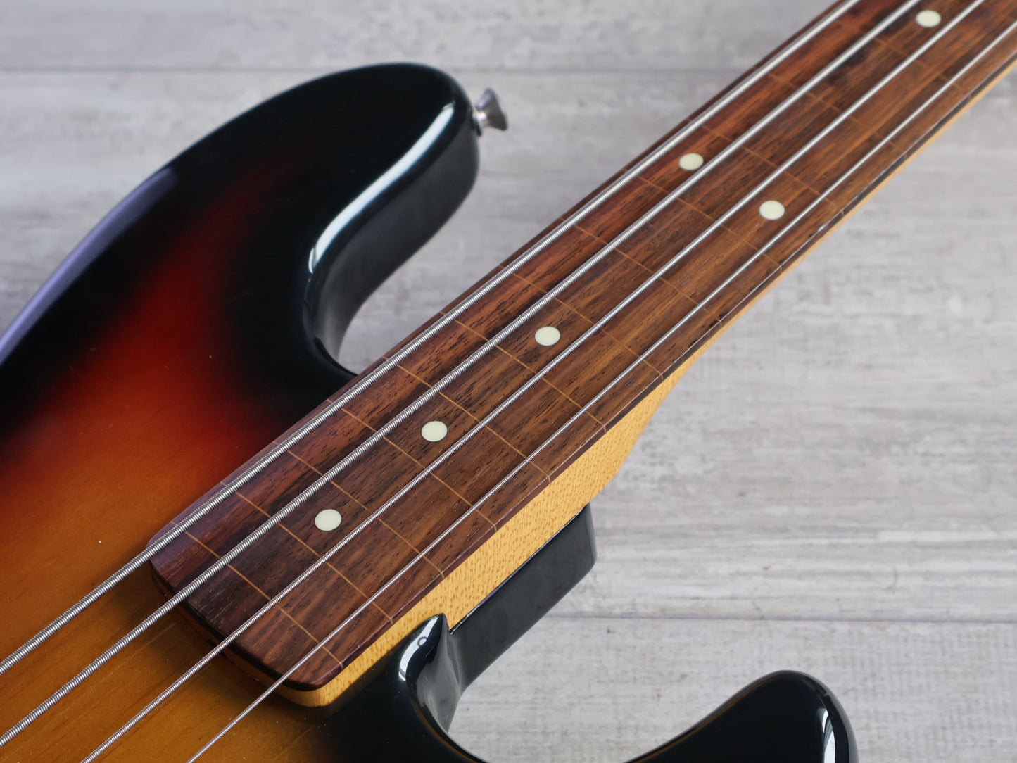 1993 Fender Japan JB62-FL '62 Reissue Jaco Fretless Jazz Bass (Sunburst)