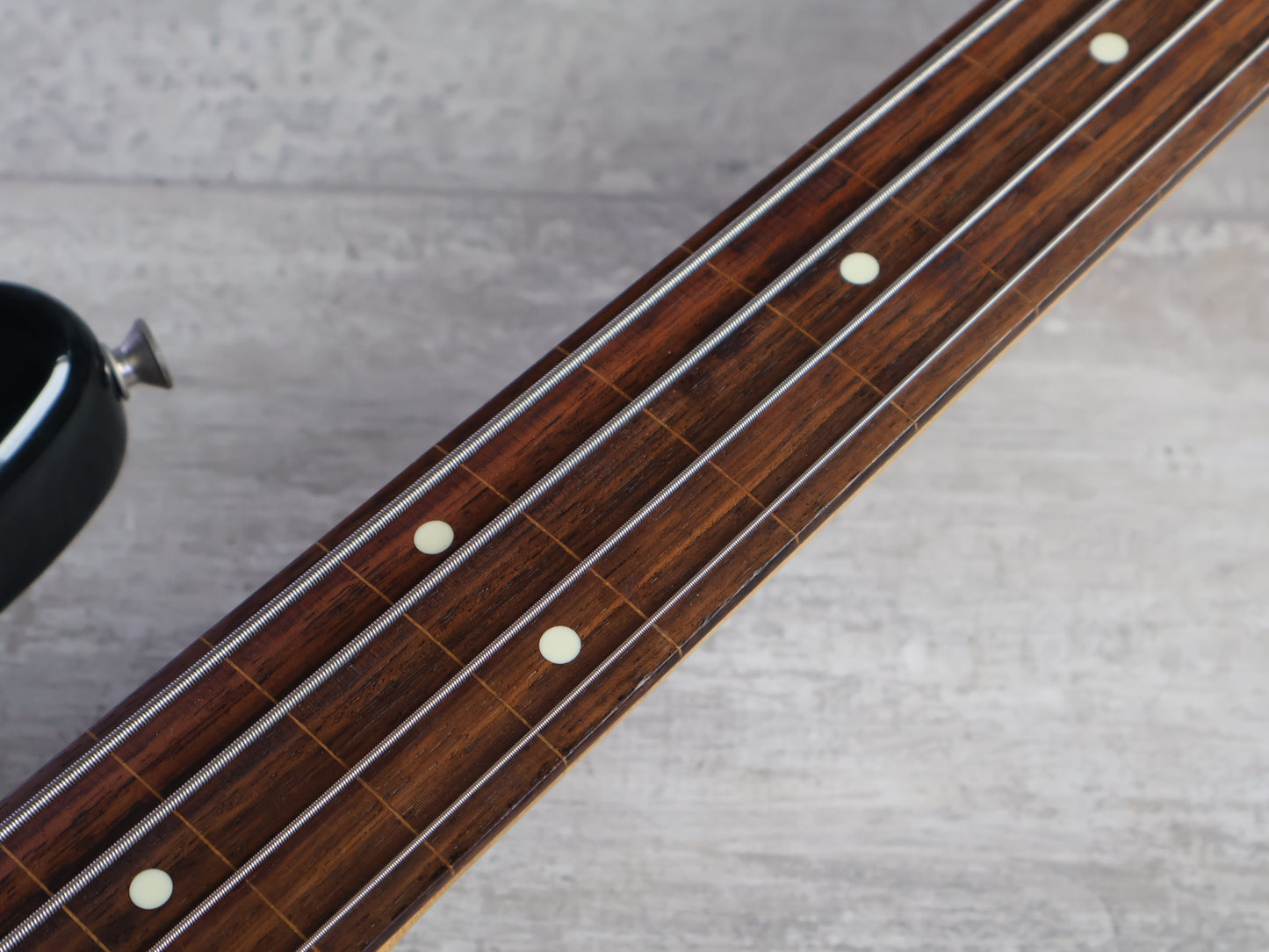 1993 Fender Japan JB62-FL '62 Reissue Jaco Fretless Jazz Bass (Sunburst)