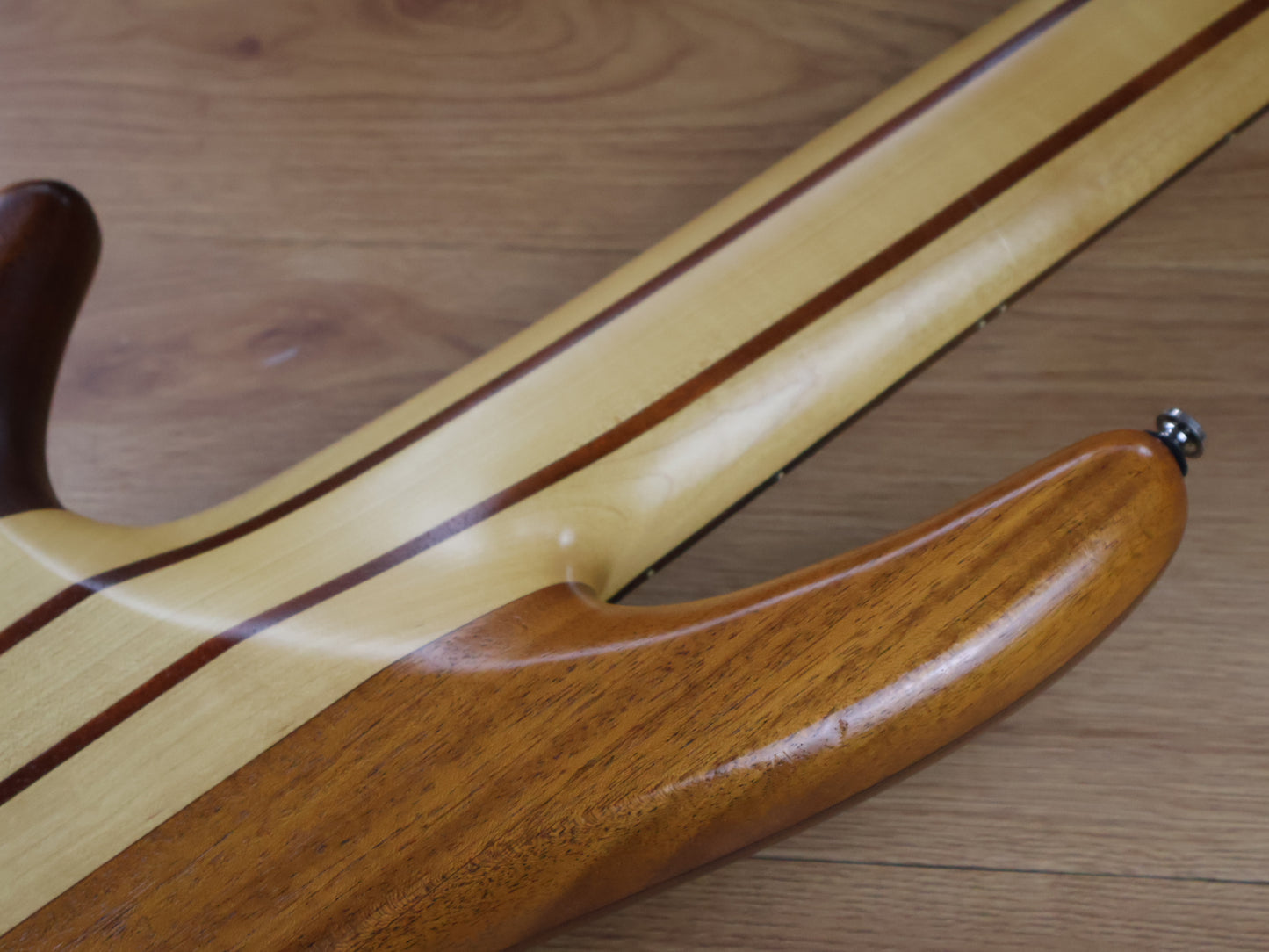 2007 Ibanez Prestige SR1006EWM 6-String Bass (Natural)