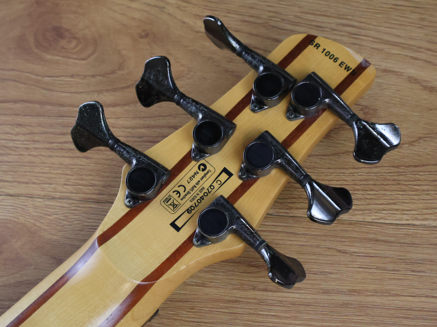 2007 Ibanez Prestige SR1006EWM 6-String Bass (Natural)