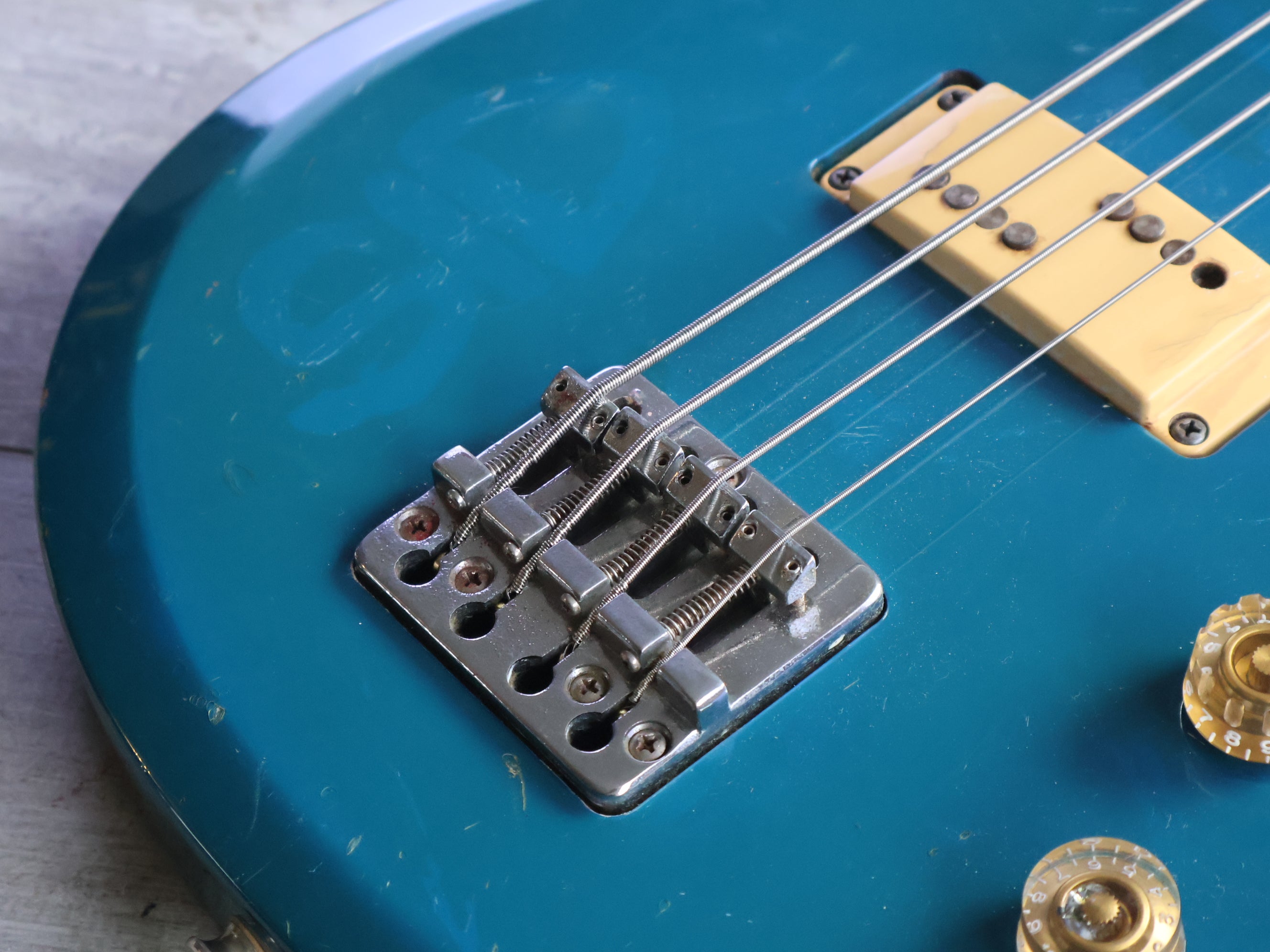 1981 Aria Pro II Japan CSB-380 Cardinal Medium Scale Bass (Blue