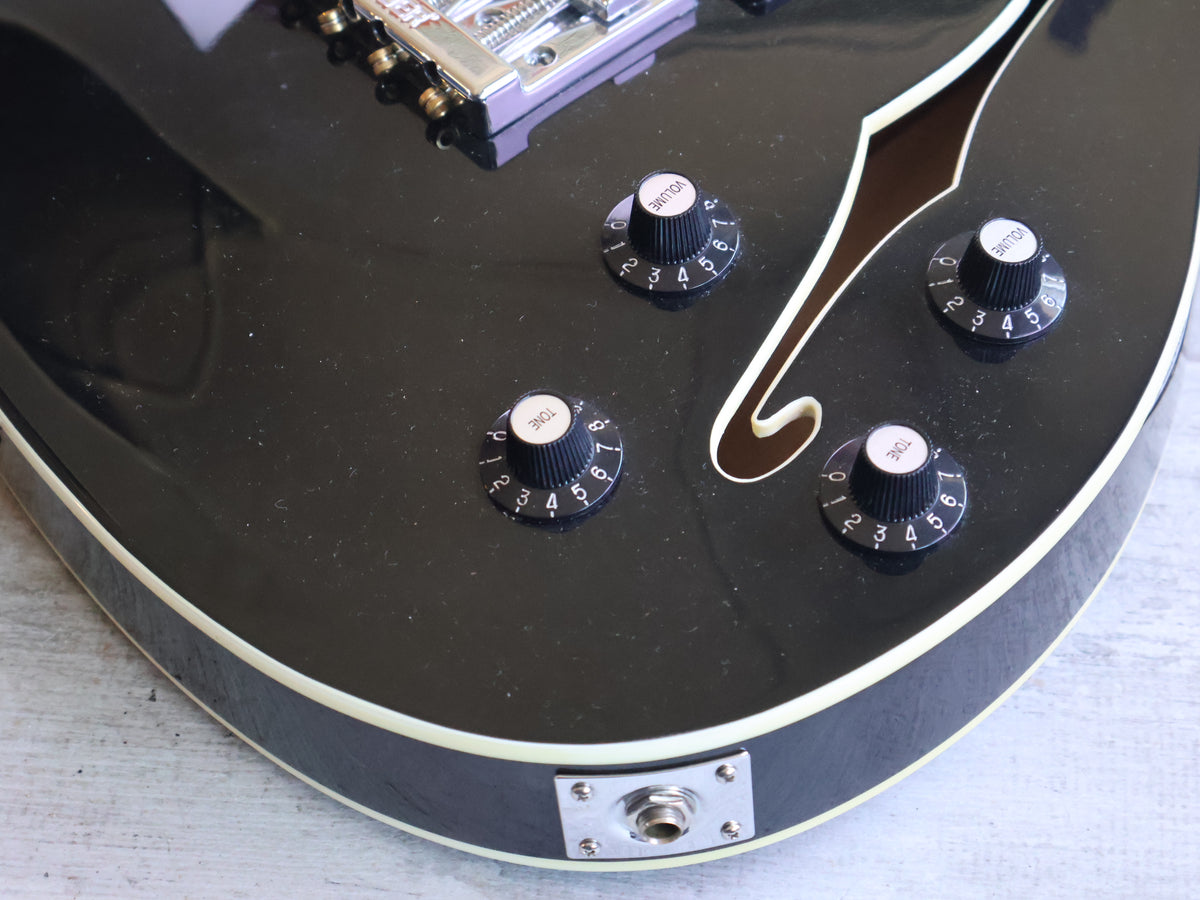 2013 Fender Modern Player Starcaster Bass (Black)