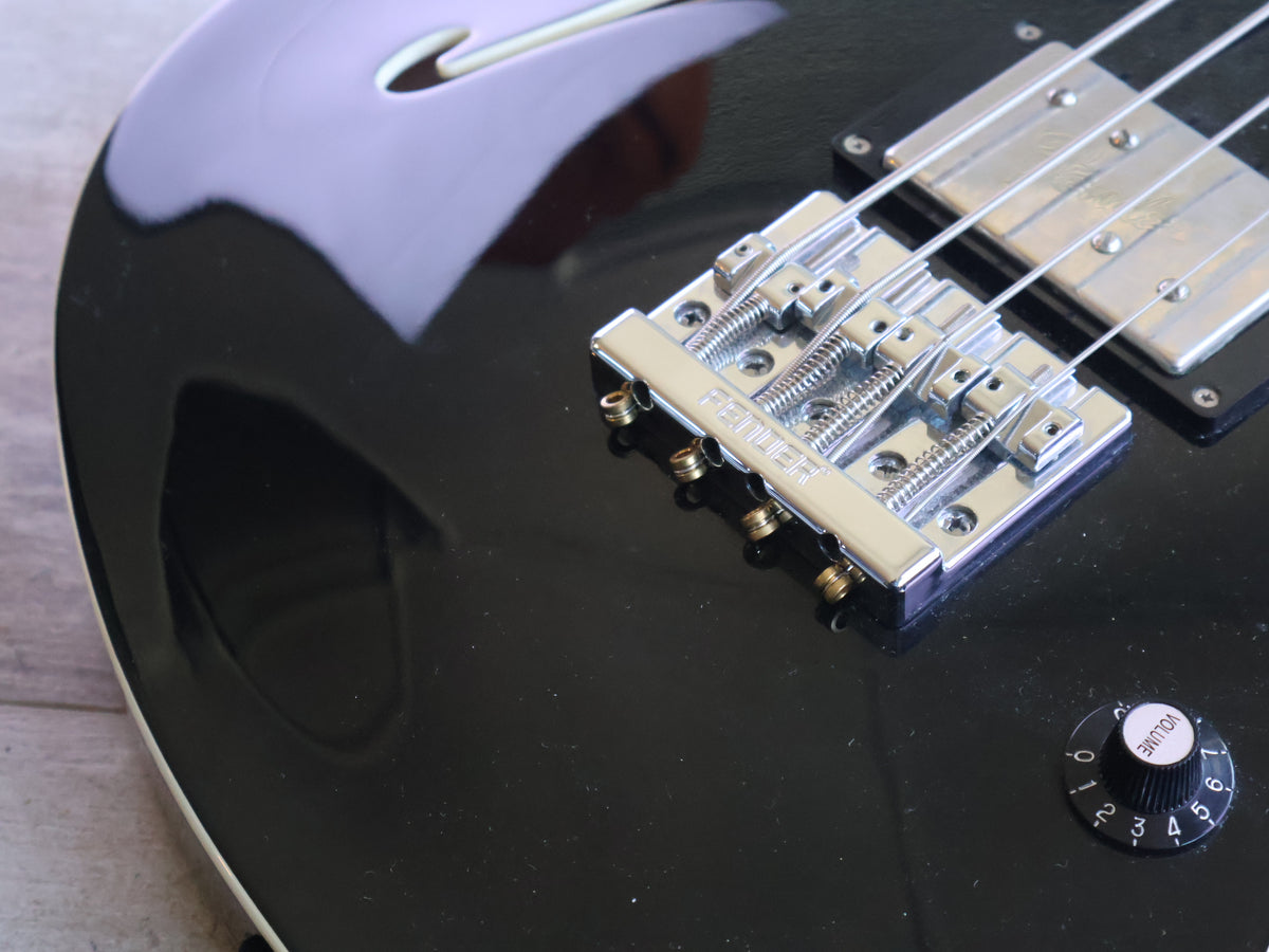 2013 Fender Modern Player Starcaster Bass (Black)