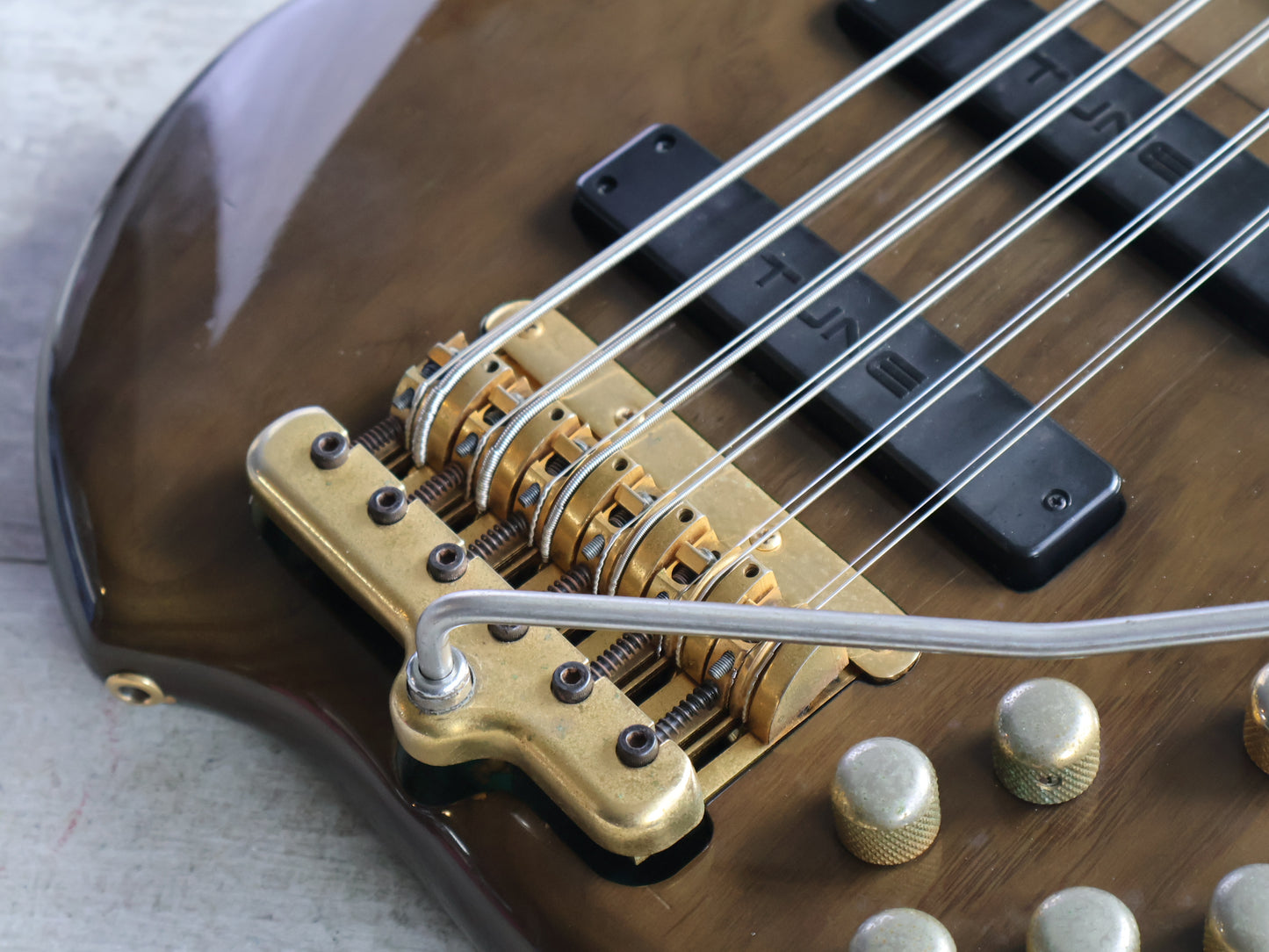 Tune Bass Maniac Japan 12-String Bass w/Tremolo