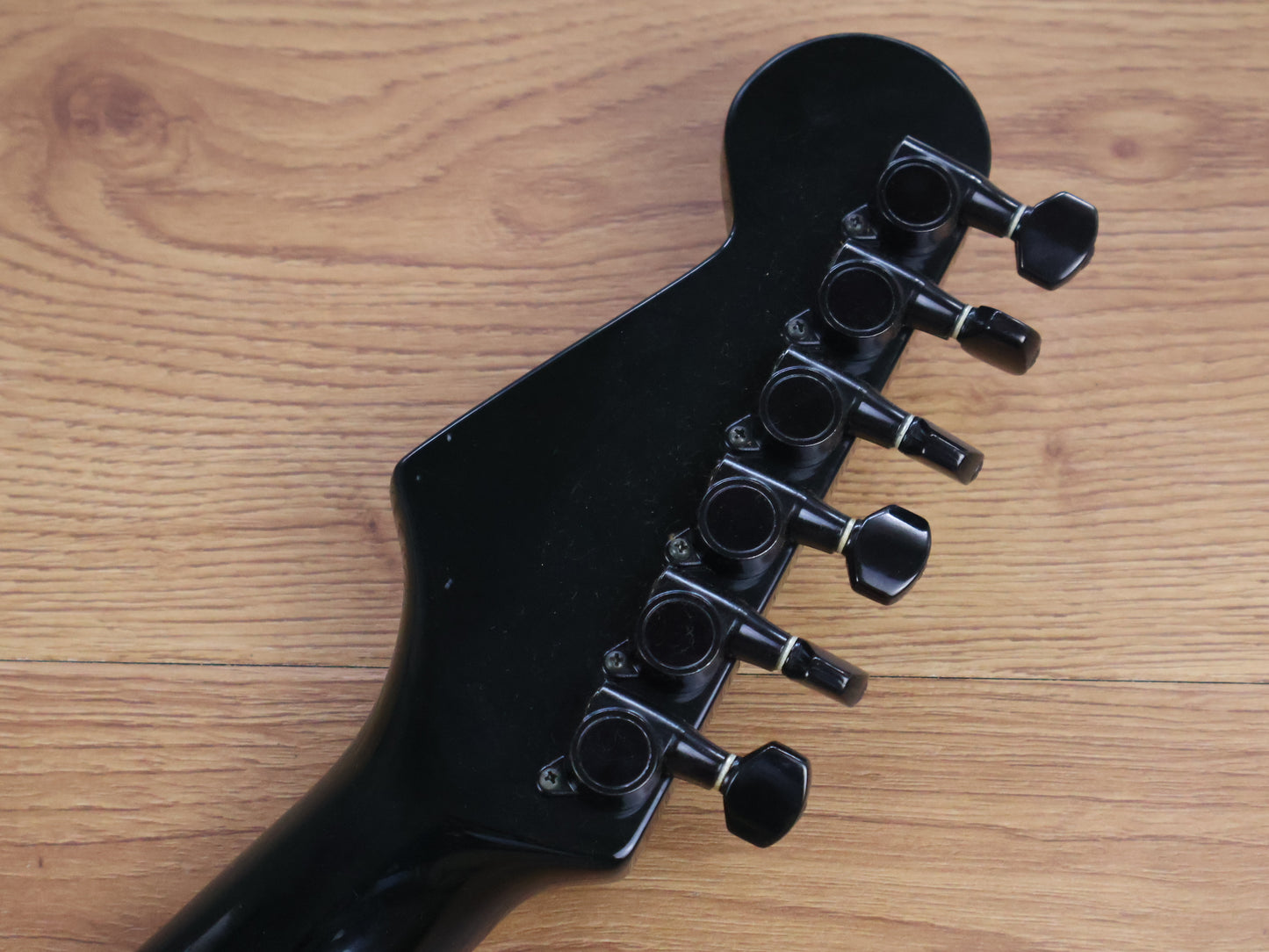 1984 Fresher Japan FS-3 Contemporary HSS Stratocaster (Black)