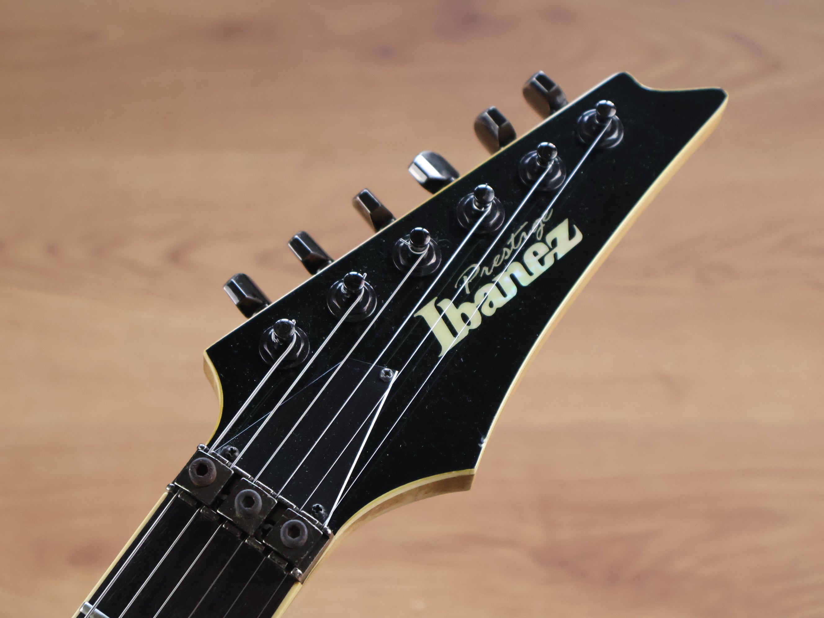 2012 Ibanez Prestige S5420QD HH S Series w/Seymour Duncan's (Tiger