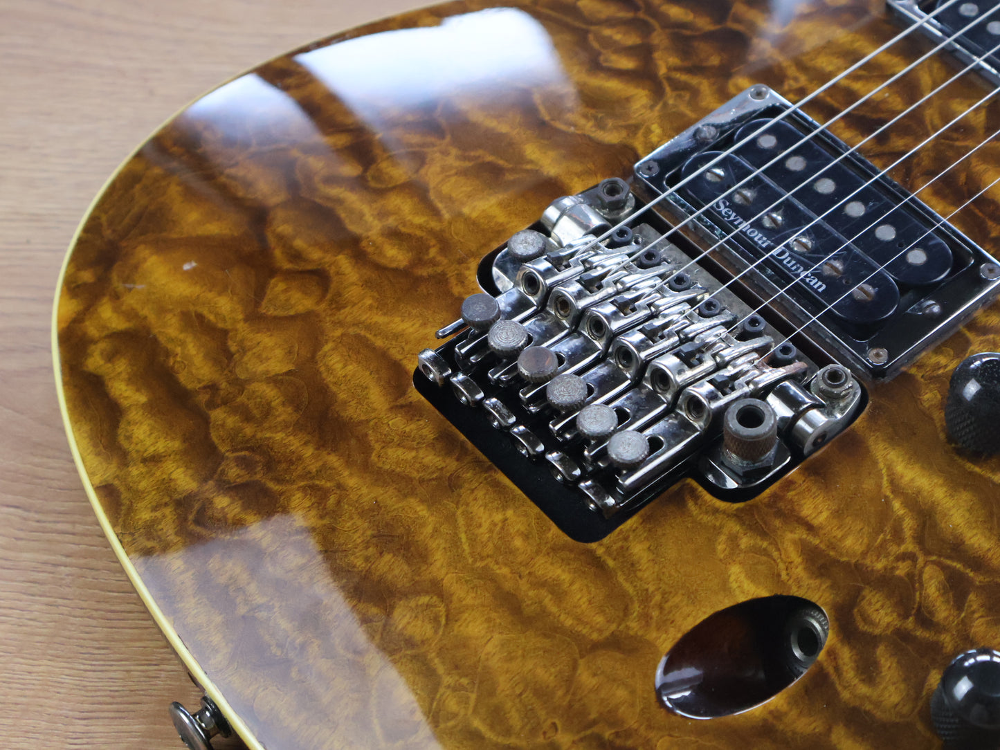 2012 Ibanez Prestige S5420QD HH S Series w/Seymour Duncan's (Tiger Eye)