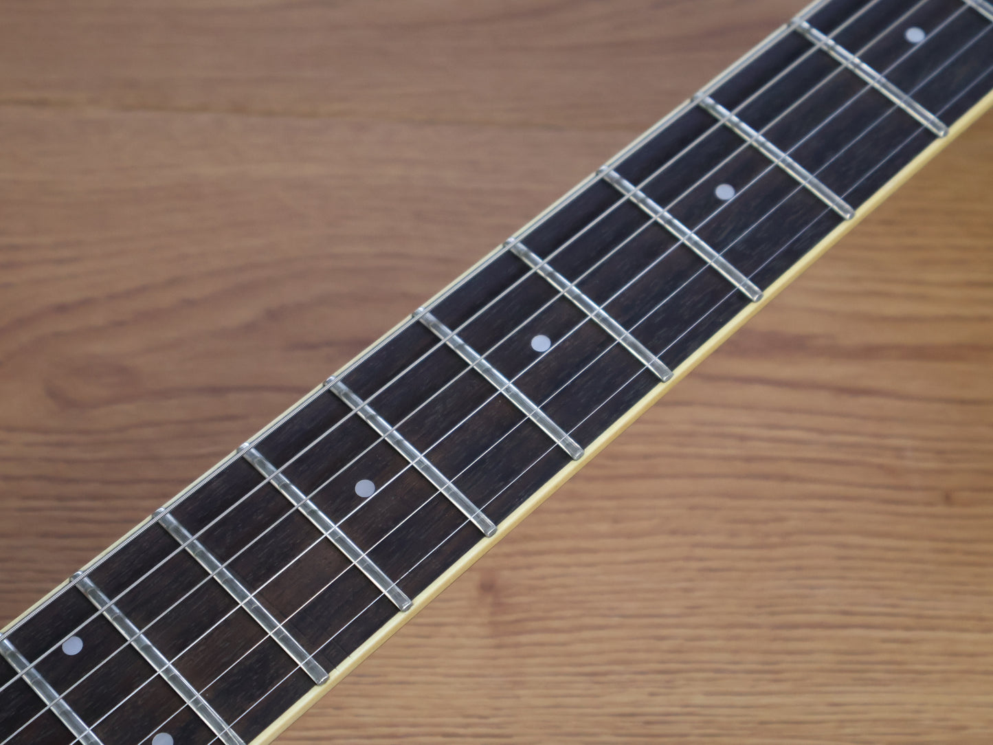 2012 Ibanez Prestige S5420QD HH S Series w/Seymour Duncan's (Tiger Eye)