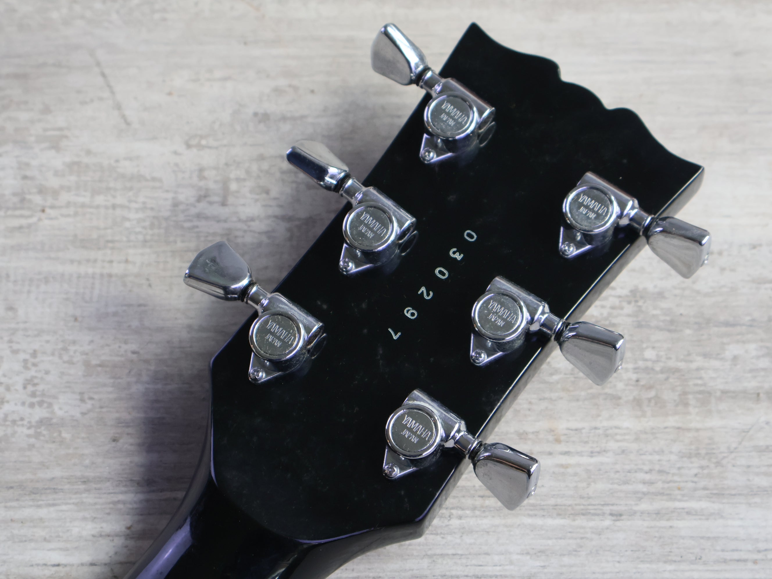 1981 Yamaha Japan SG-600 Double Cutaway (Black) – Cool Old Guitars