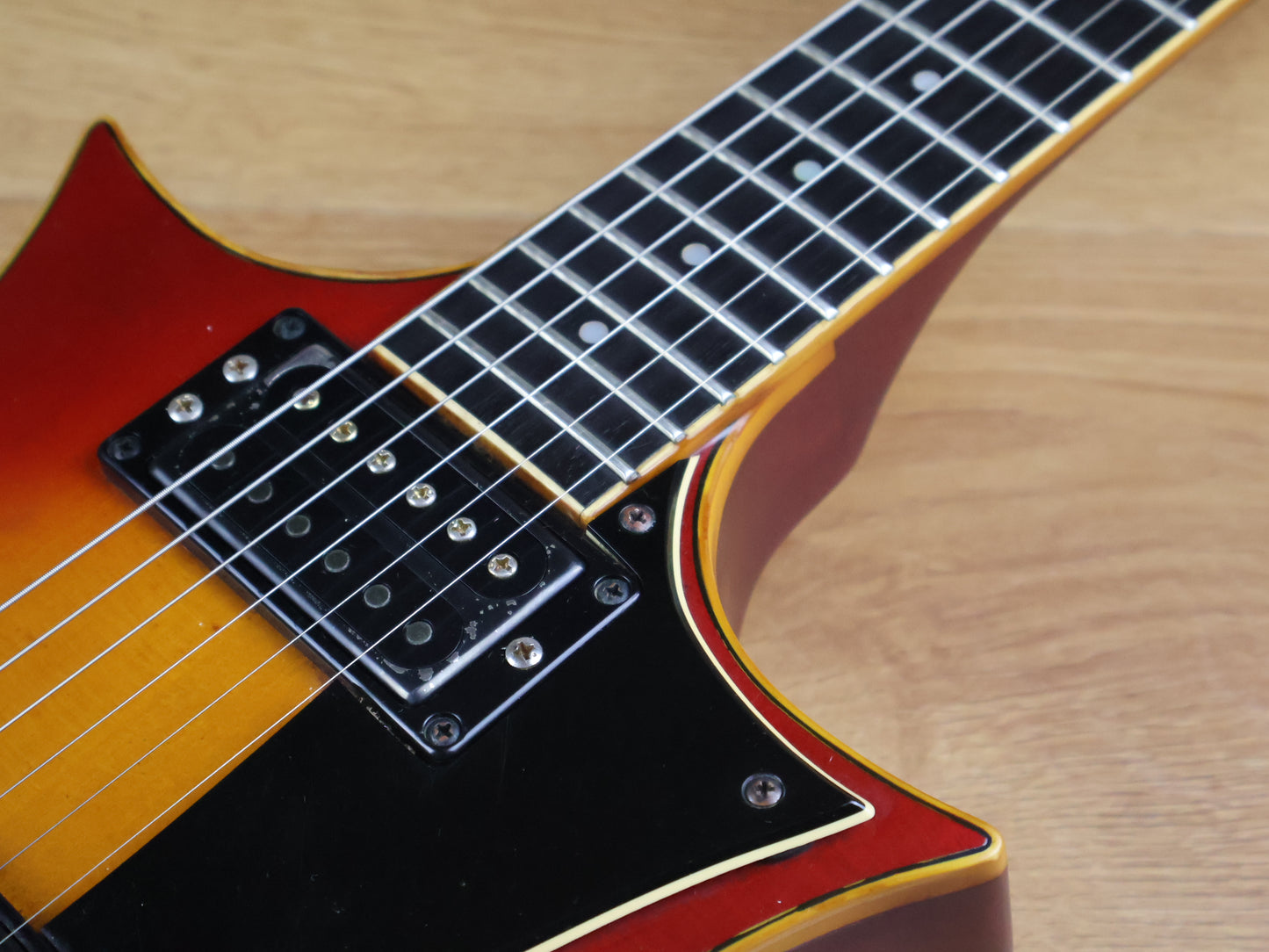 1976 Yamaha Japan SX900A "Devil's Head" Double Cutaway (Red Sunburst)