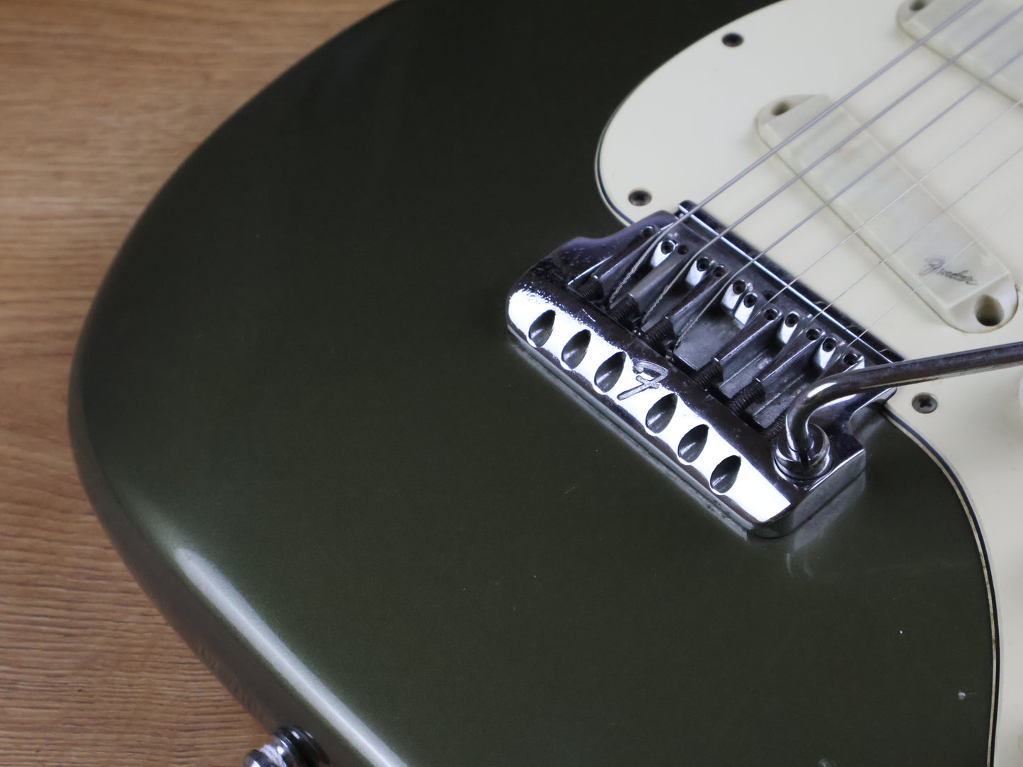 1983 Fender USA American Elite Stratocaster (Satin Jade Pearl Metallic)