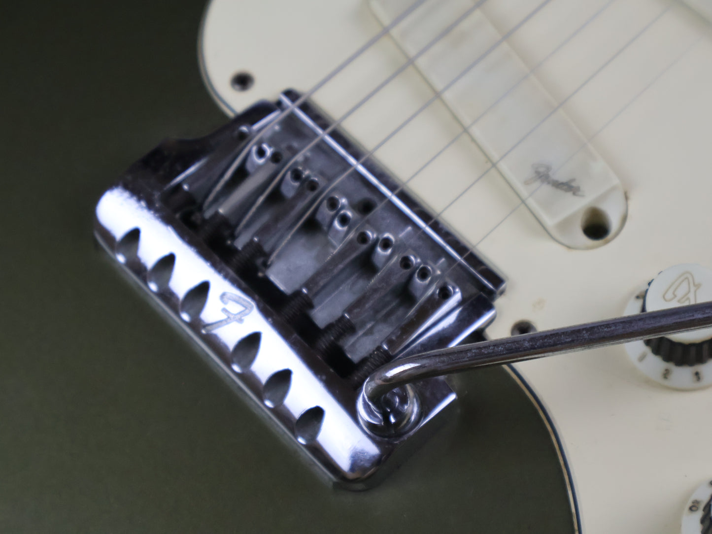 1983 Fender USA American Elite Stratocaster (Satin Jade Pearl Metallic)