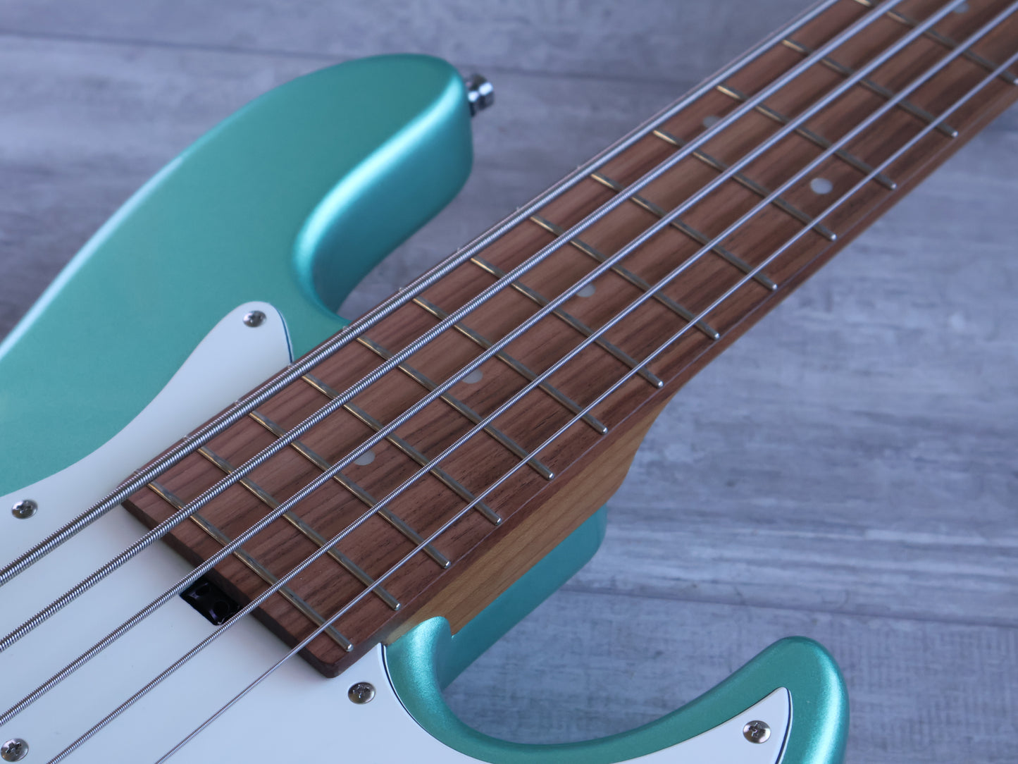 Sadowsky Metro Express 21 Fret Hybrid JJ Bass 5-String (Sage Green)