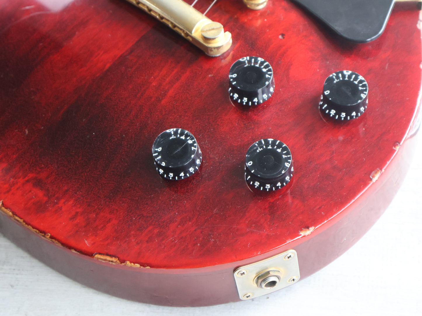 2001 Gibson USA Les Paul Studio (Wine Red)