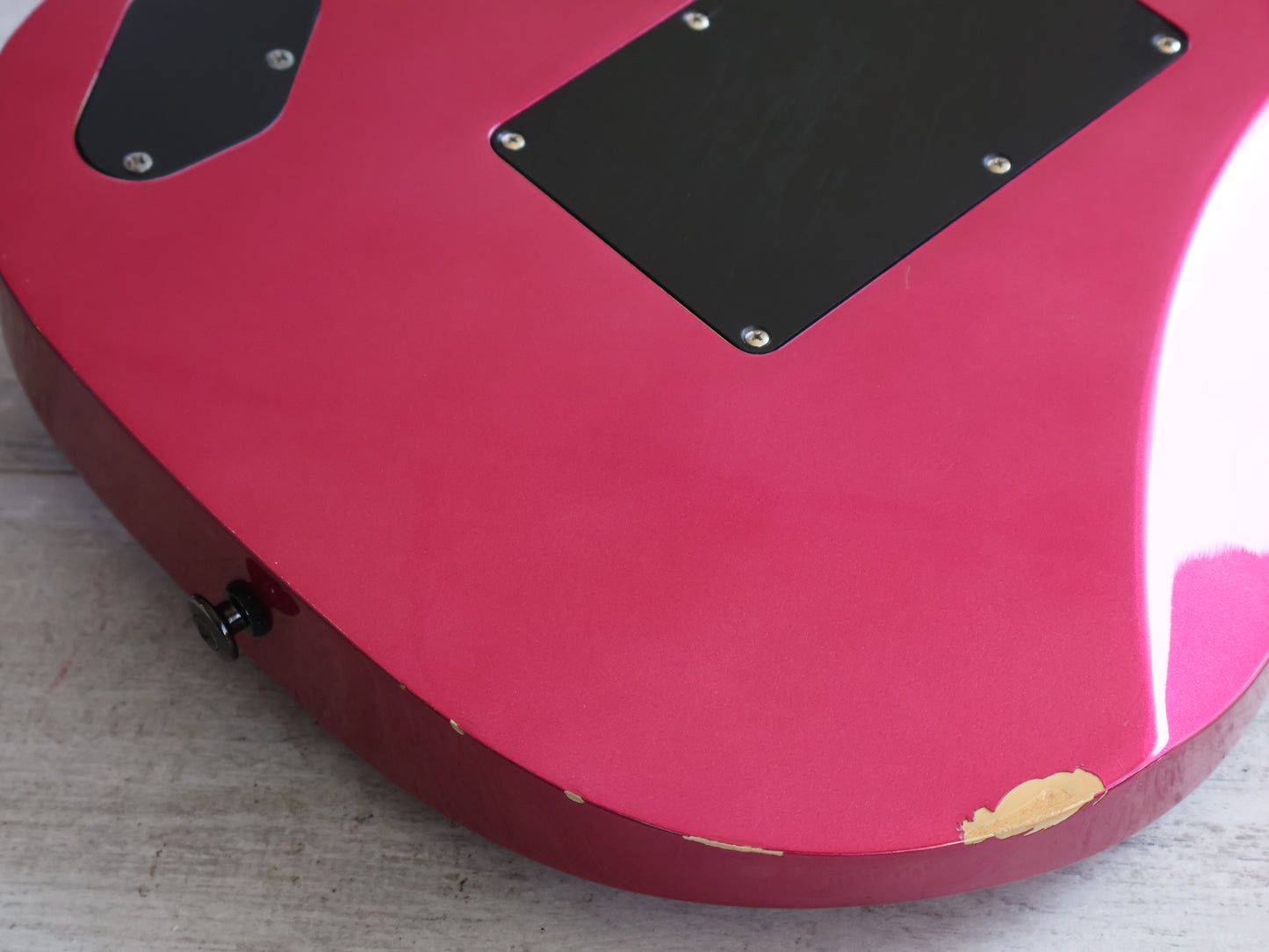 1990 Ibanez Japan RG-550 Superstrat (Coral Mist Metallic)