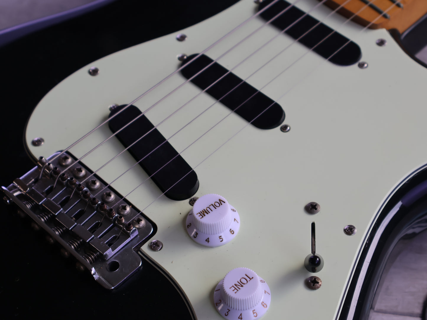 1985 Fender Japan ST72-55 '72 Reissue Stratocaster (Black)