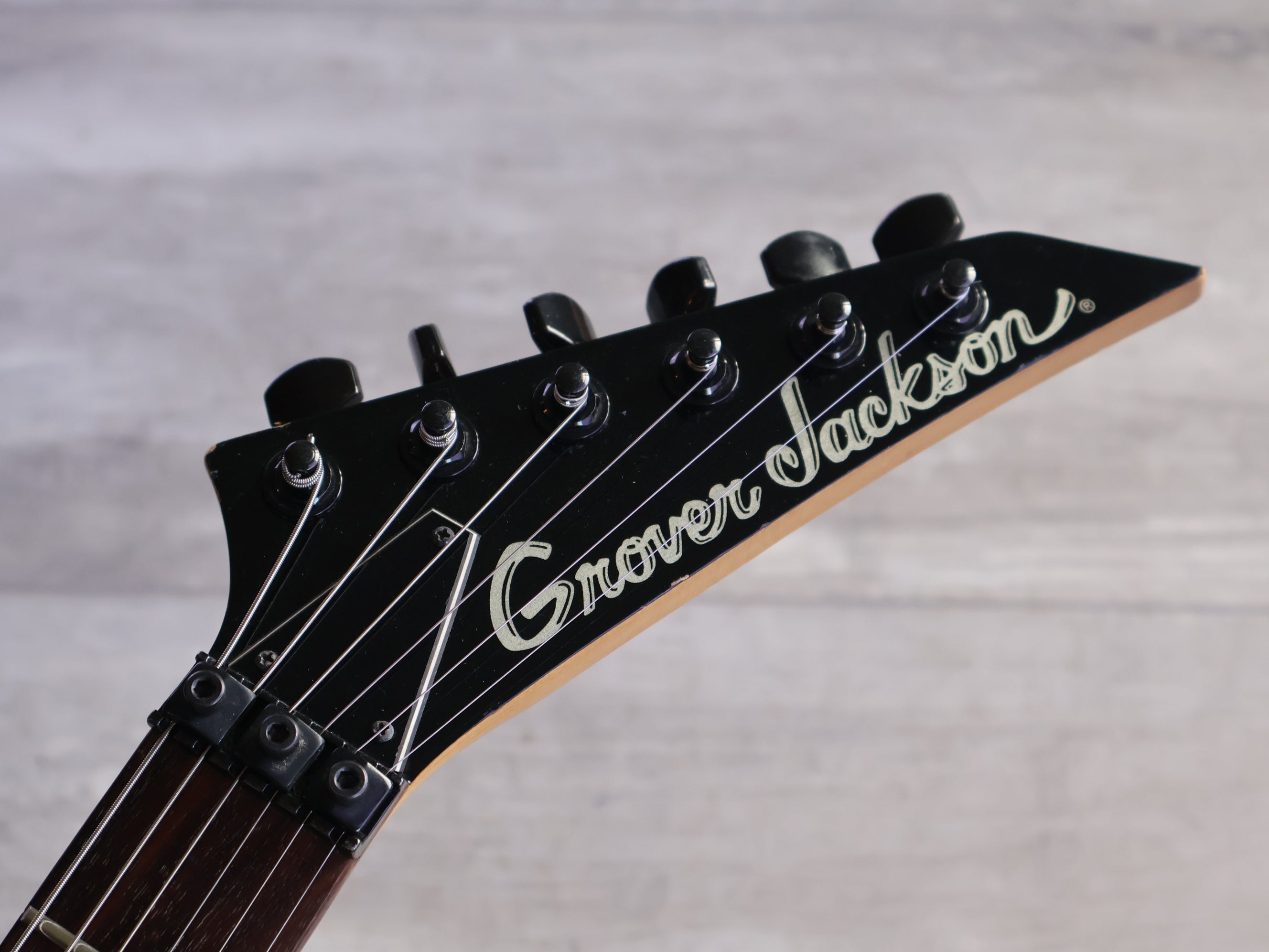 1999 Grover Jackson DK-c.u.40/SSH Dinky (Black) – Cool Old Guitars