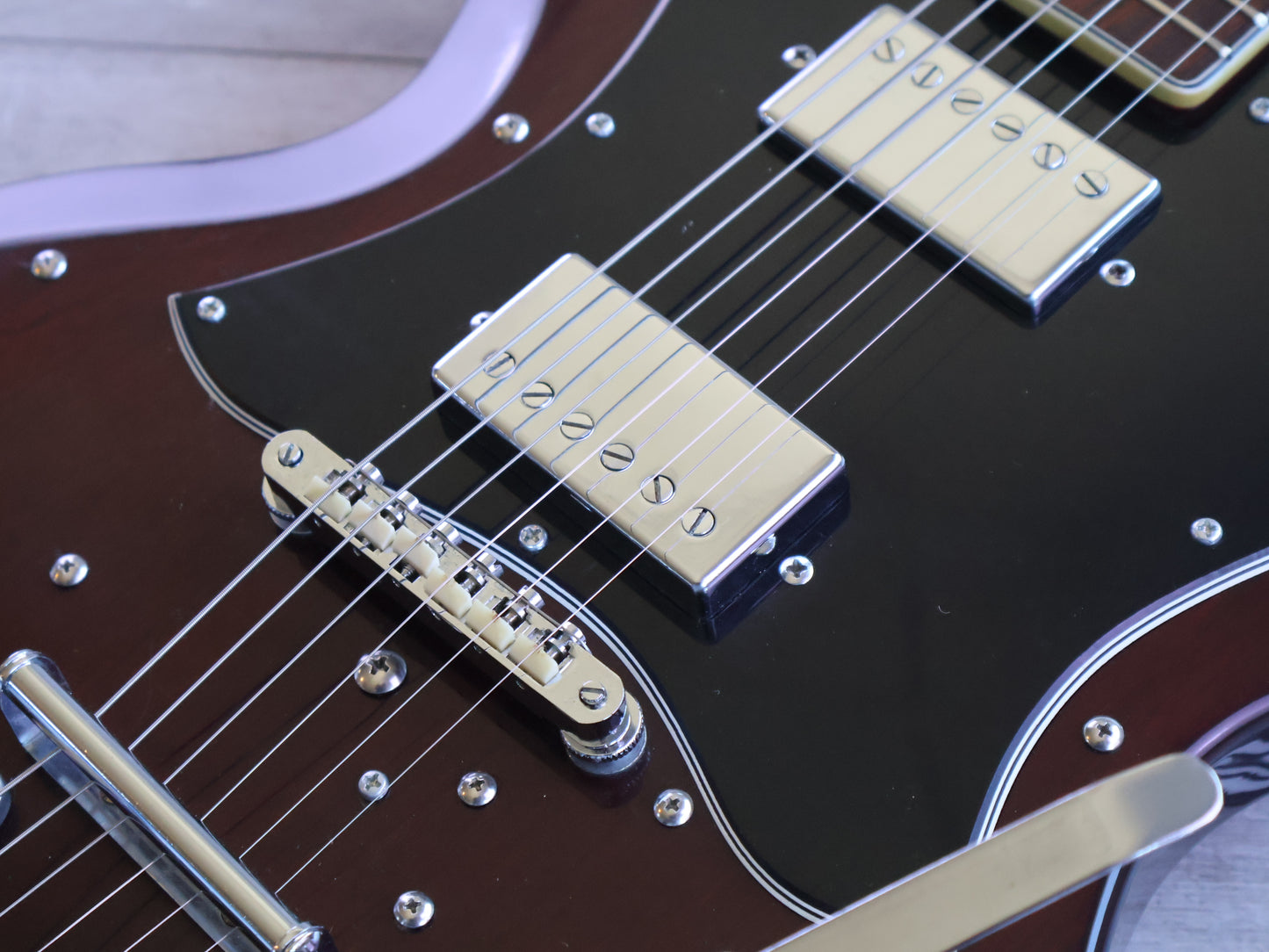 1970's Pearl PE-1162 SG Double Cutaway w/Bigsby (Cherry Red)