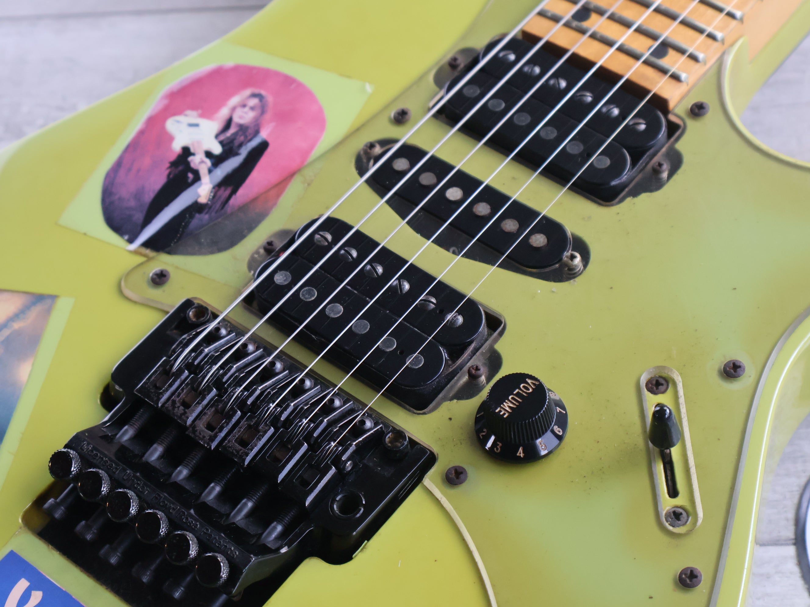 1989 Ibanez Japan RG-550 Superstrat (Faded Desert Sun Yellow