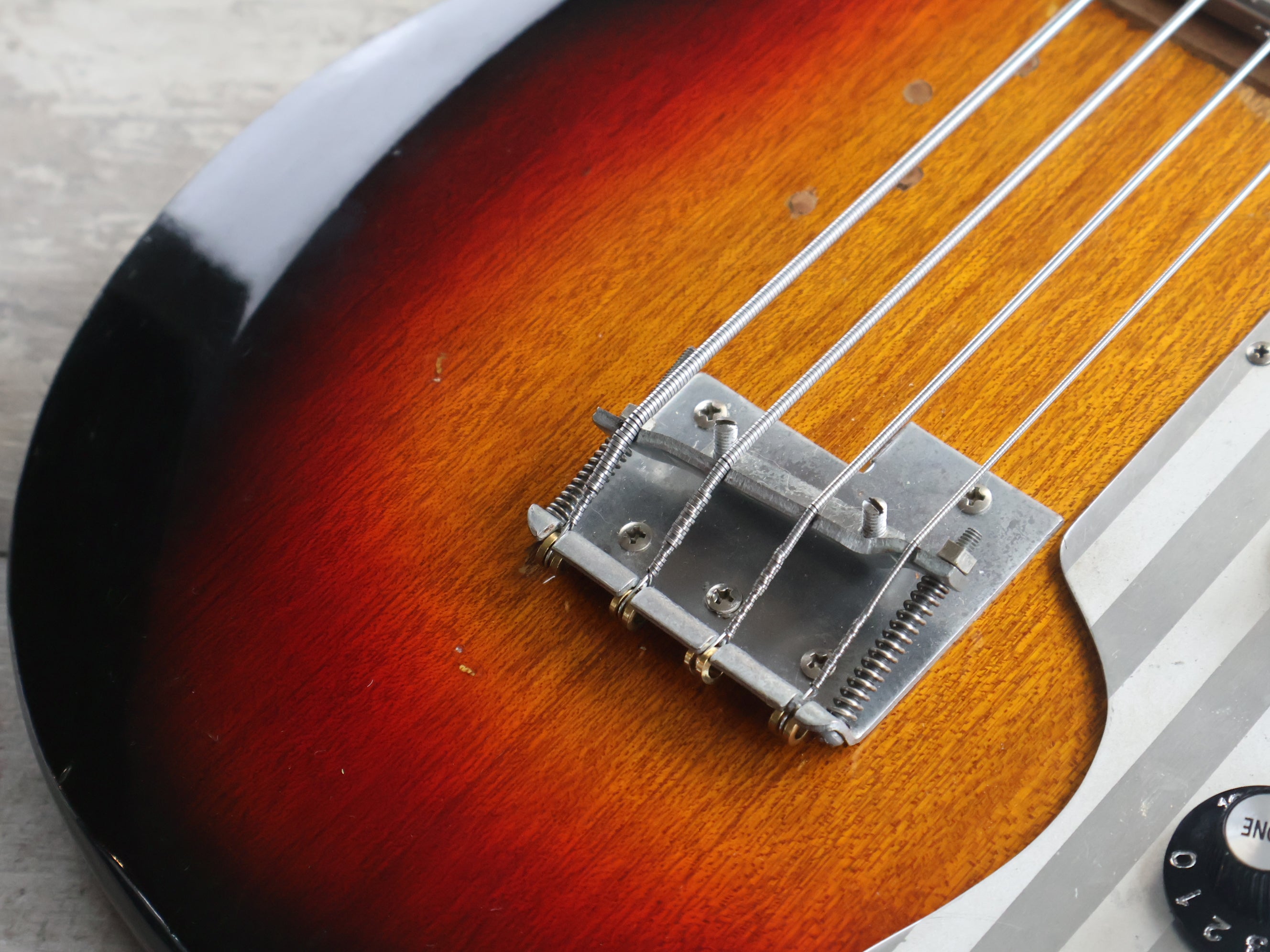 1960's Teisco Japan BS-101 Short Scale Bass w/Goldfoil (Sunburst