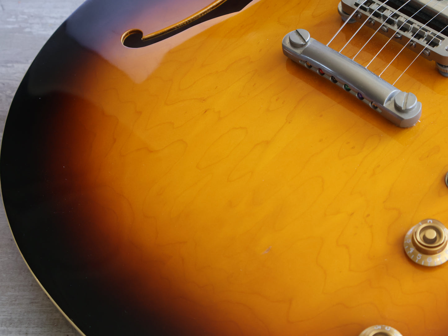 2011 Burny RSA-65 Semi Hollowbody ES-335 (Brown Sunburst)