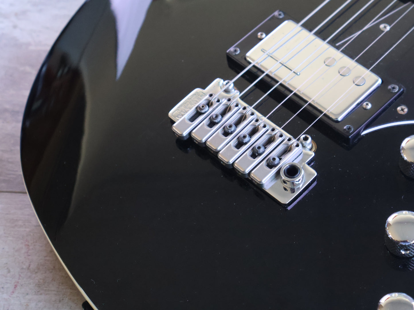 Reverend Descent W Baritone (Black)