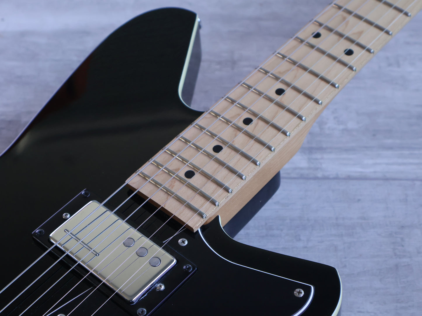 Reverend Descent W Baritone (Black)