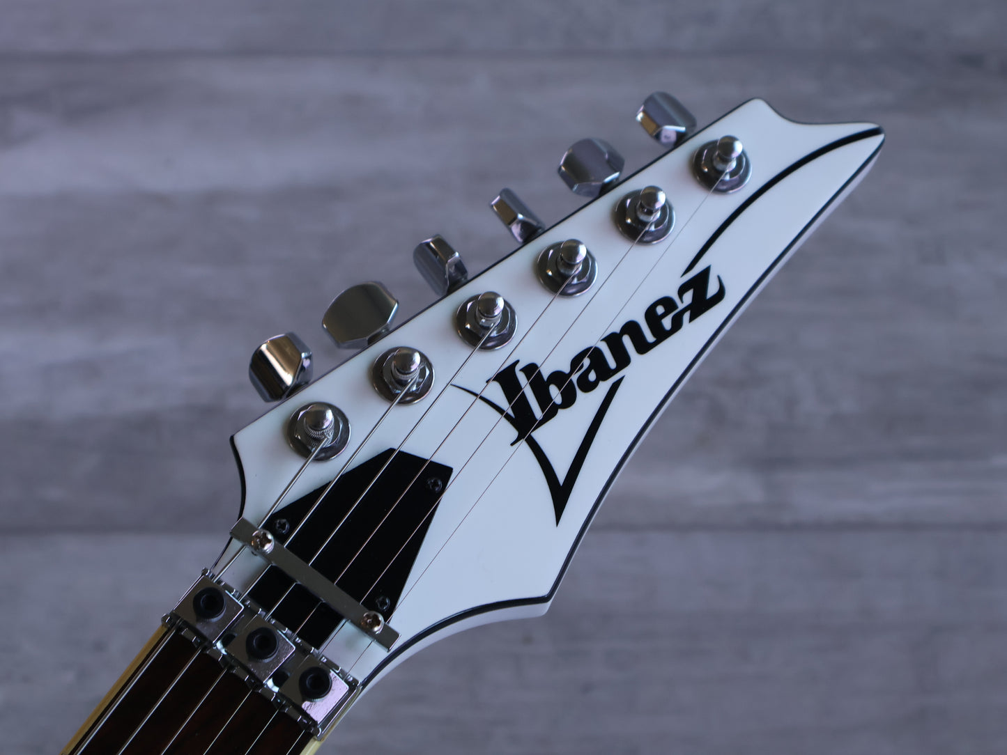 2008 Ibanez STM1 Sam Totman Signature Iceman (White)
