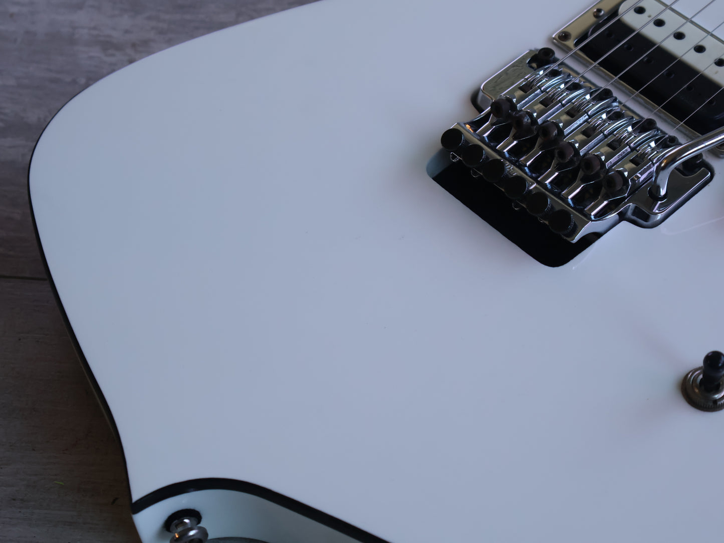 2008 Ibanez STM1 Sam Totman Signature Iceman (White)