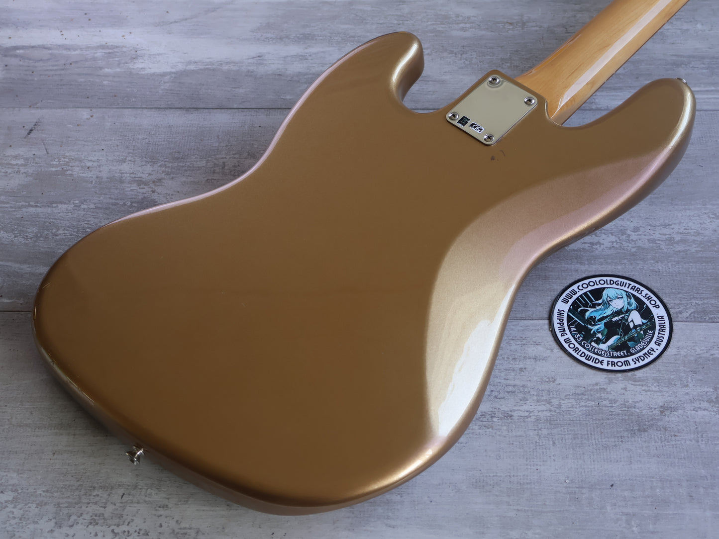 2019 Fender Vintera 60's Jazz Bass Pau Ferro (Firemist Gold)