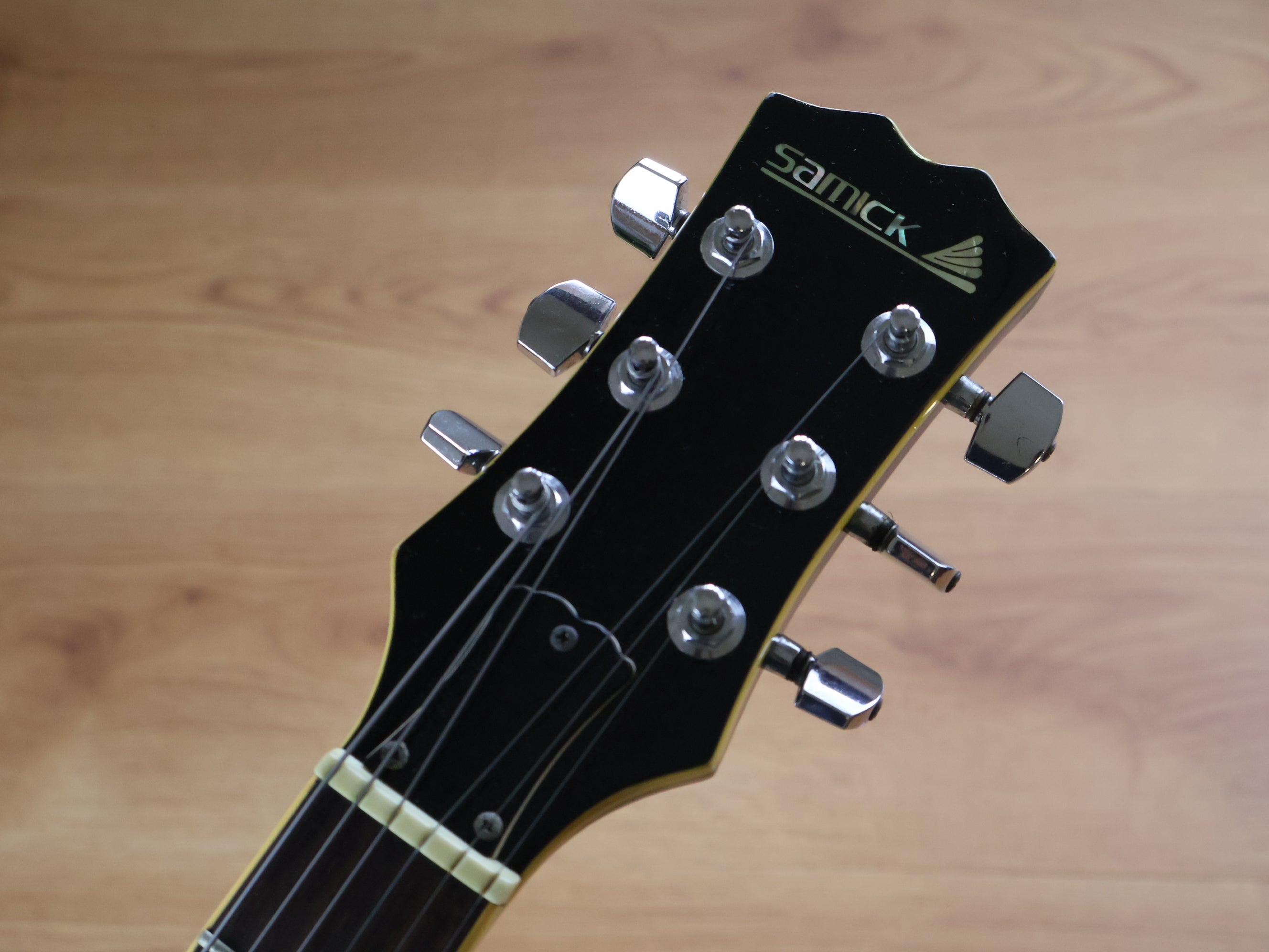 1994 Samick Korea SAN-450 Semi-Hollowbody (Black) – Cool Old Guitars