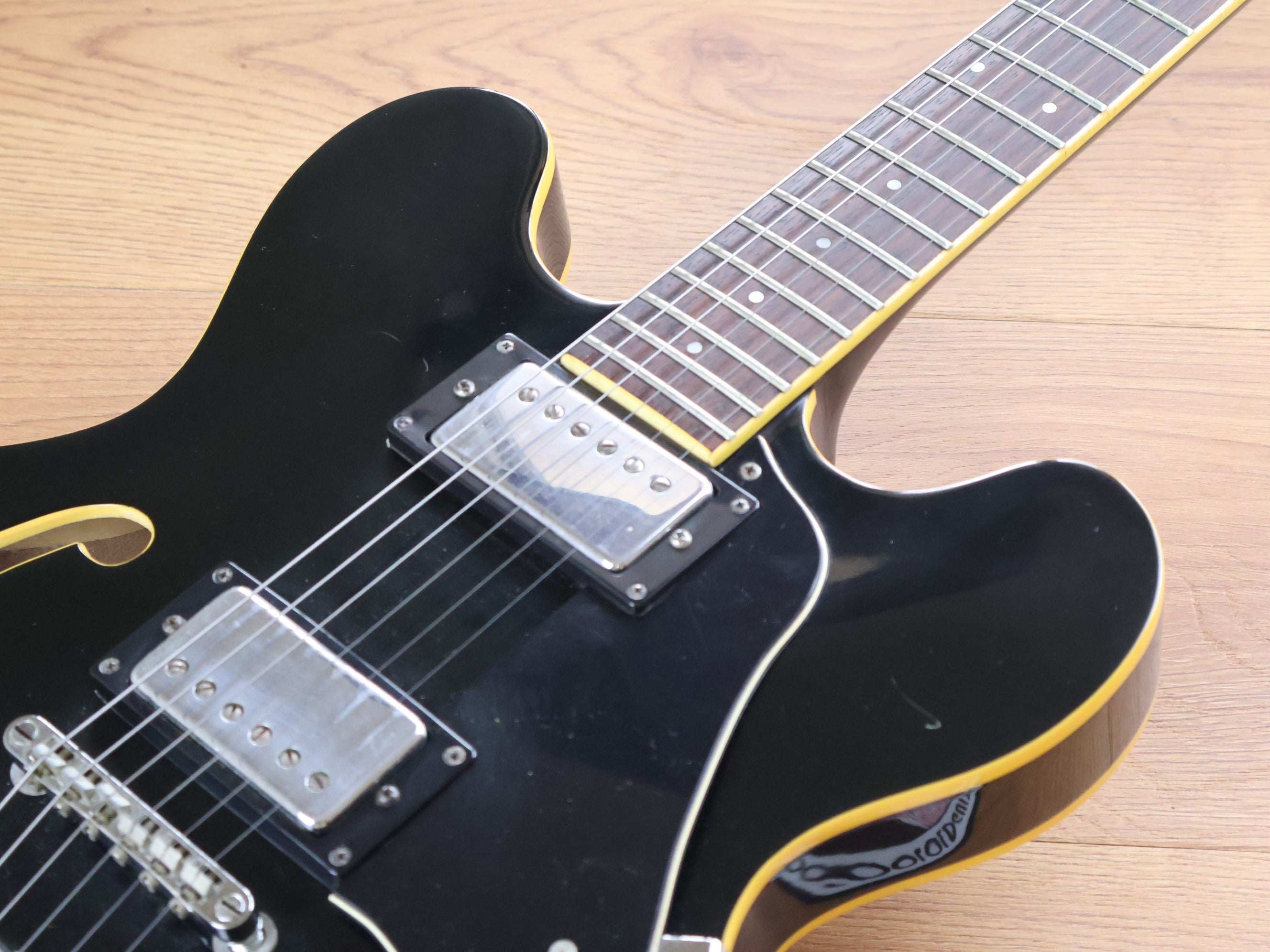 1994 Samick Korea SAN-450 Semi-Hollowbody (Black) – Cool Old Guitars