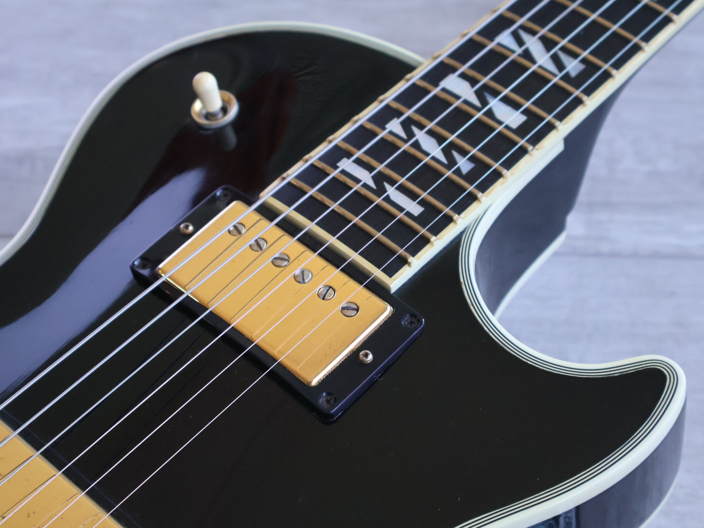 2005 Gibson USA Les Paul Supreme (Ebony)