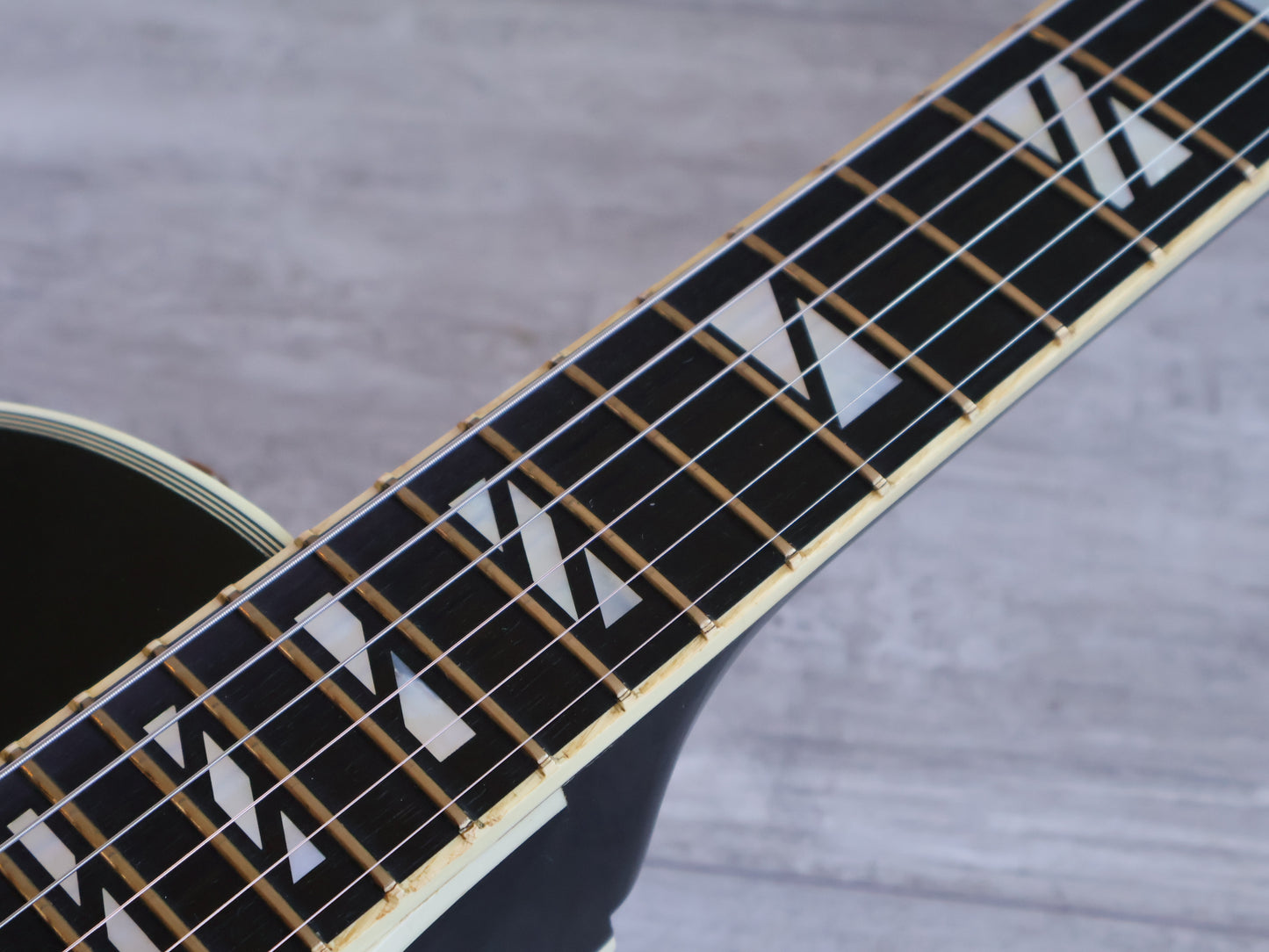 2005 Gibson USA Les Paul Supreme (Ebony)
