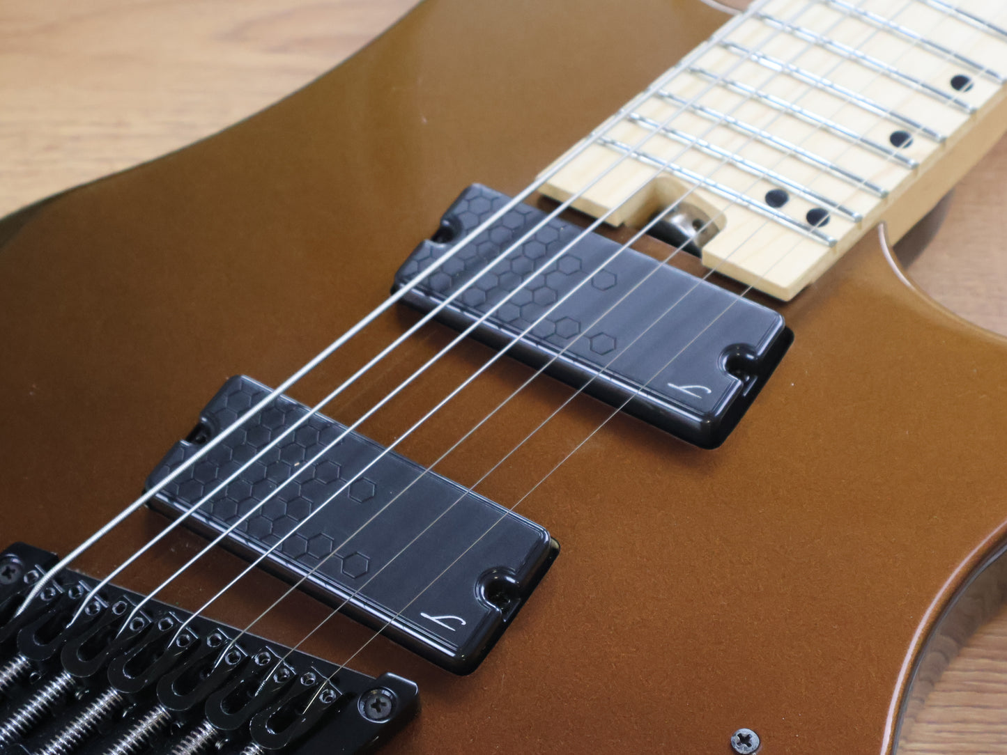 Legator Ghost G7FS 7-String Headless Multiscale Electric Guitar (Solar Eclipse)