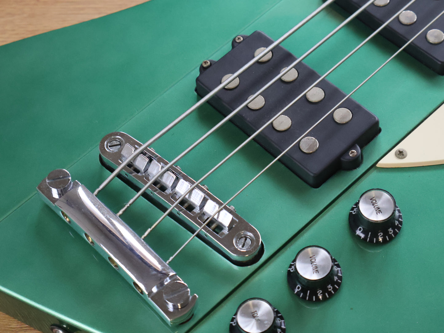 1990's Brian (by Bacchus Japan) Thunderbird Bass (Ocean Turquoise)