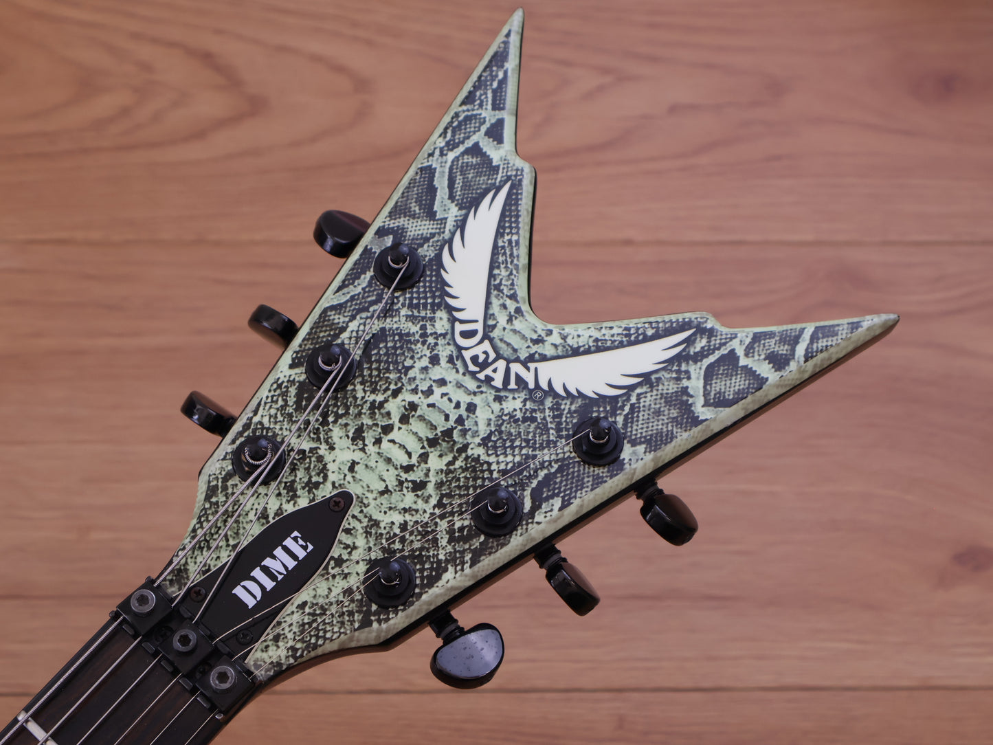 2008 Dean Korea Dimebag Stealth (Snakeskin)