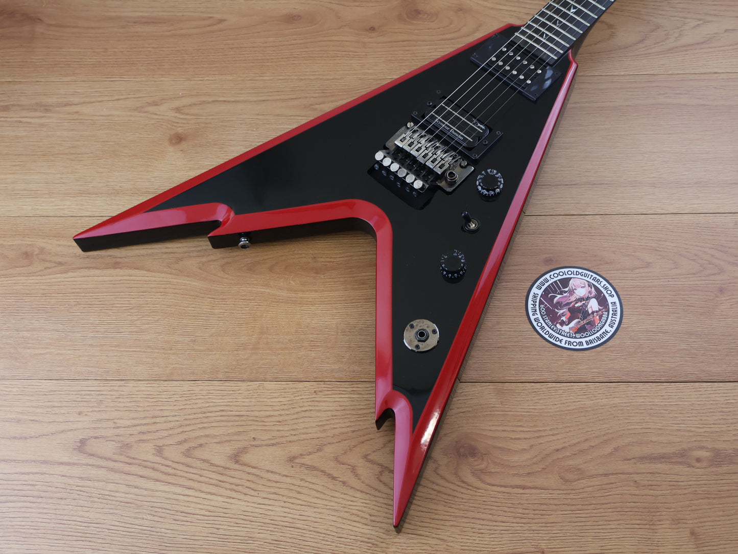 2007 Dean Korea Dimebag Model Razorback V (Black/Red)