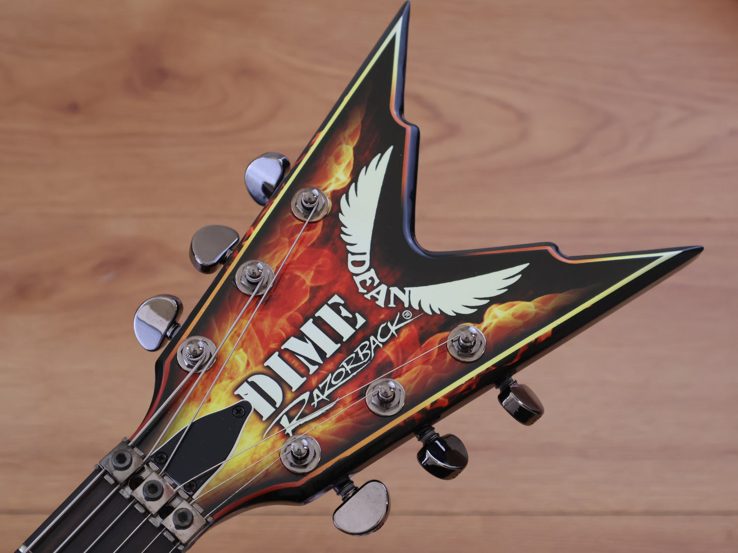 2007 Dean Korea Dimebag Model Razorback V (Explosion)