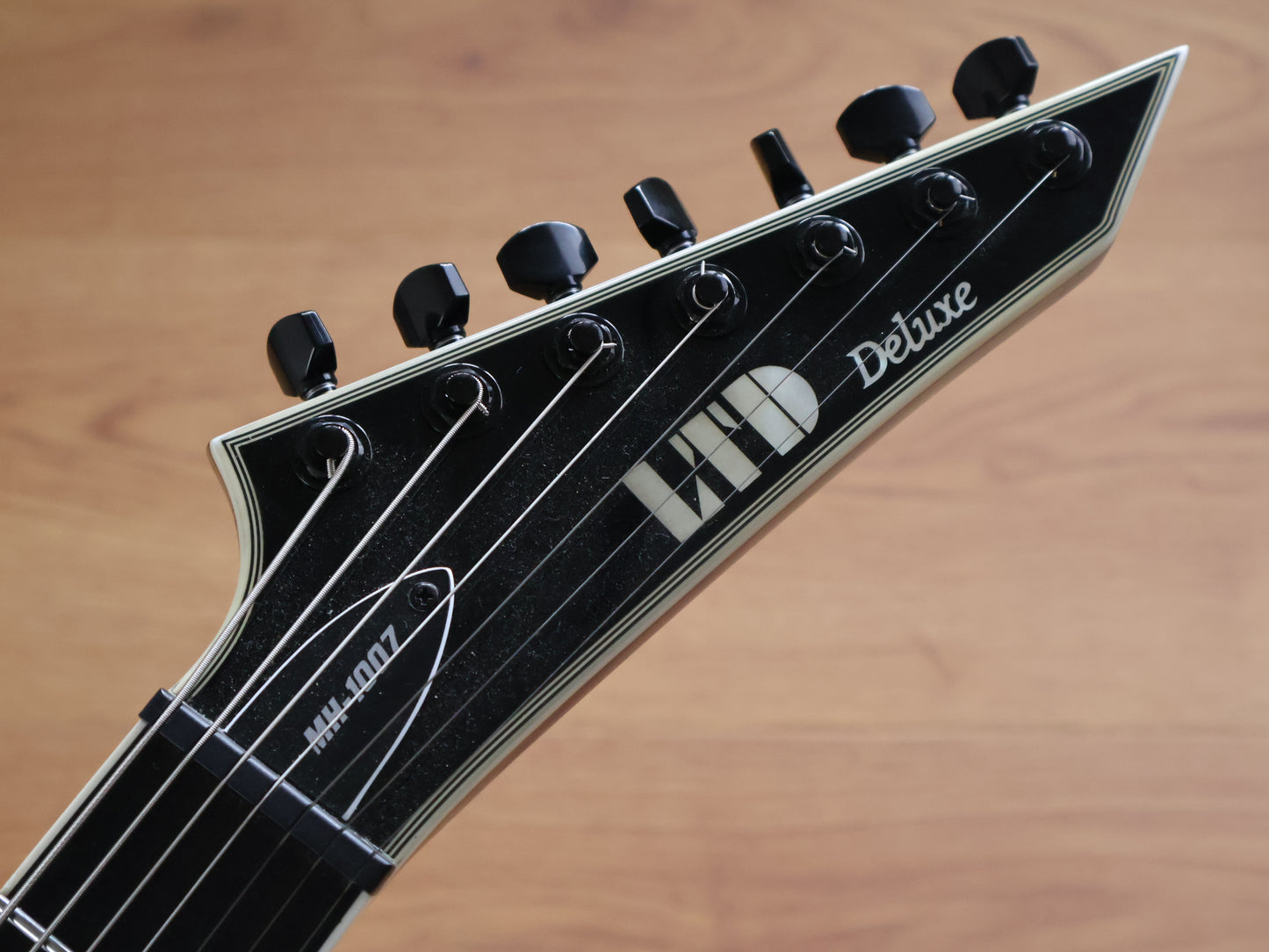 2023 ESP LTD MH-1007 Evertune 7-String w/EMG's (Black)