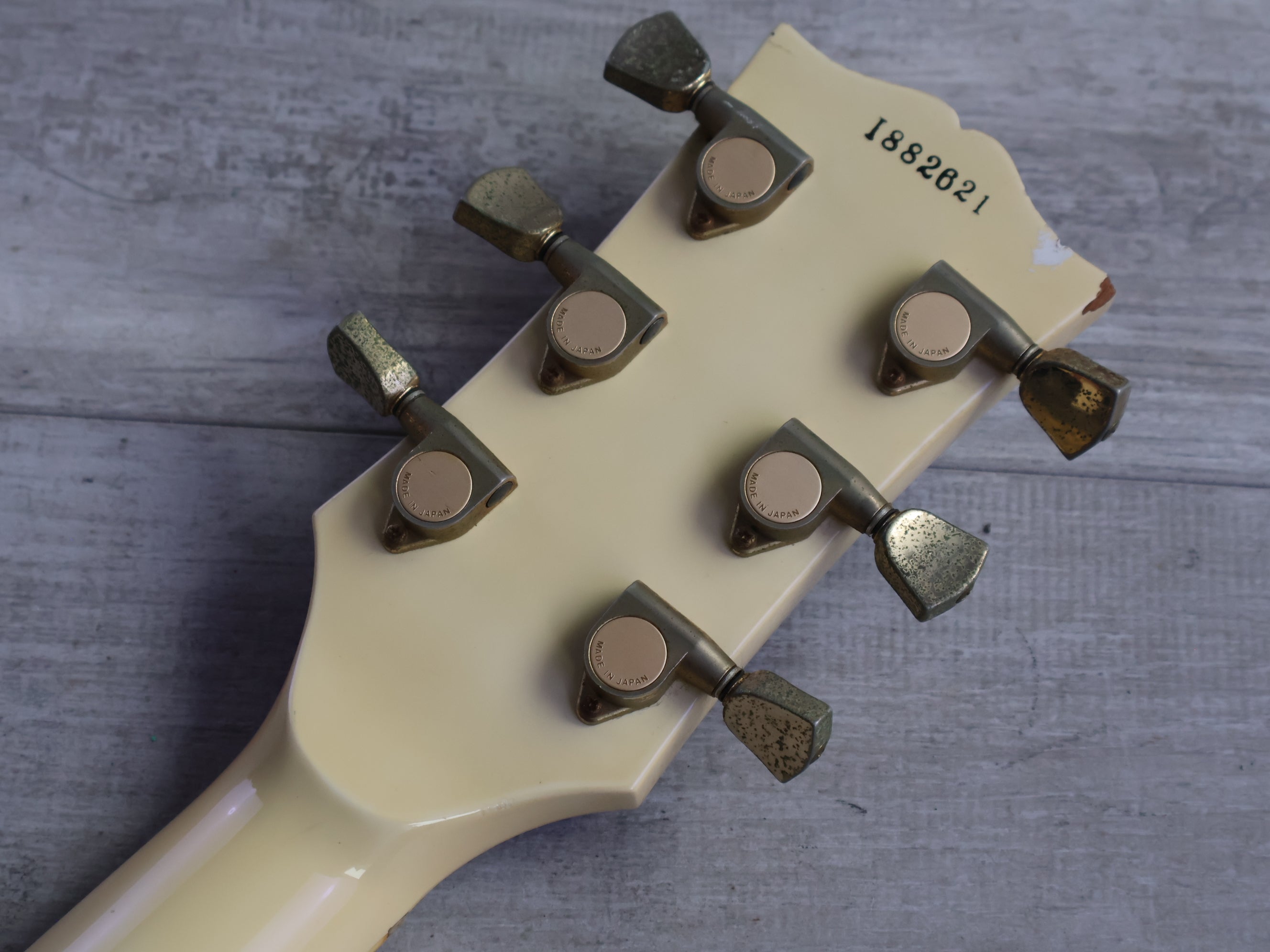 1988 Greco Japan EGC68-60 Les Paul Custom (Vintage White) – Cool