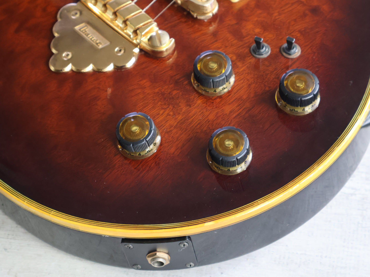 1983 Ibanez Japan AR305 Artist Double Cutaway (Antique Violin)