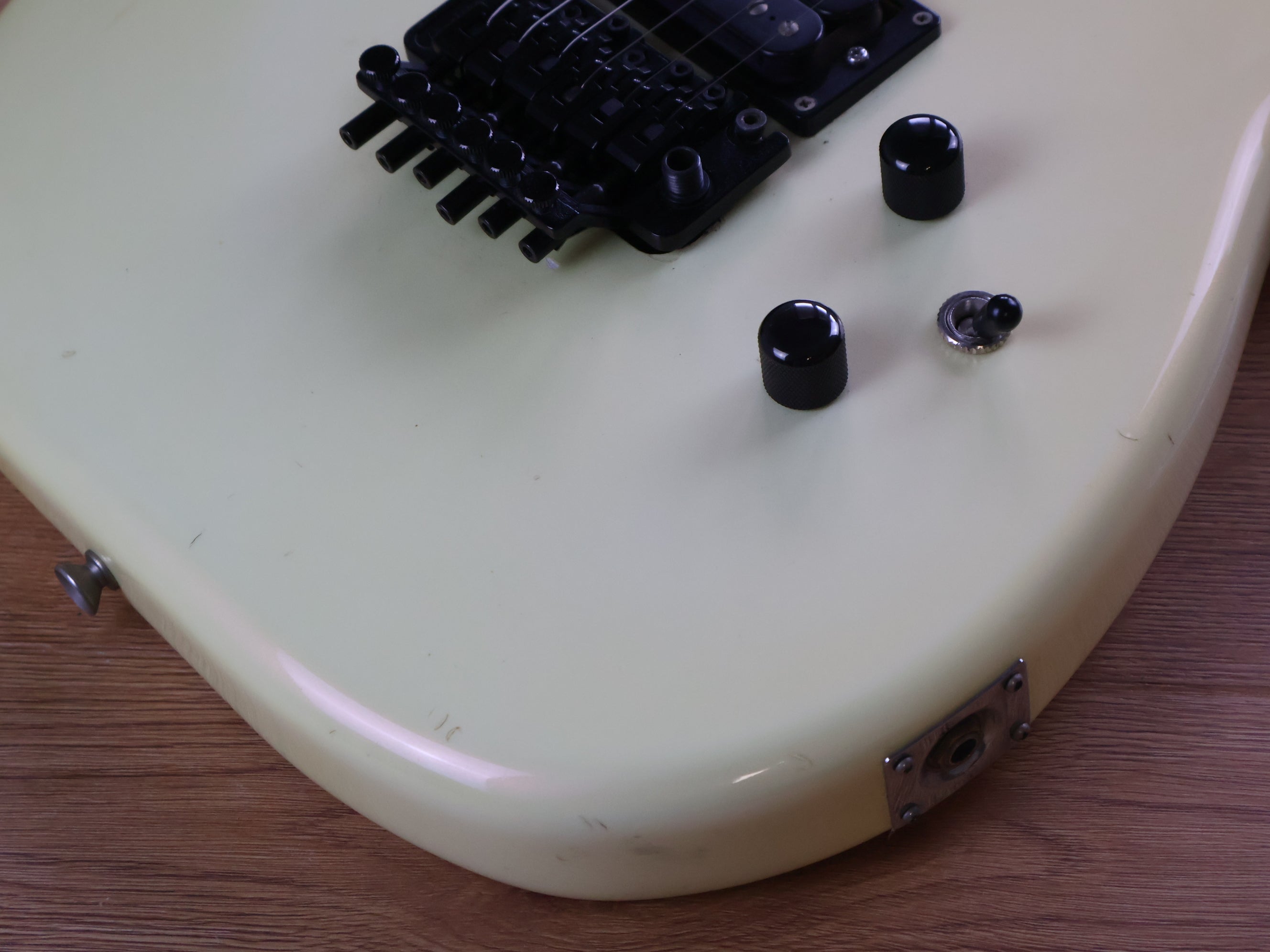 1986 Kramer Japan JK2000 Superstrat w/Floyd Rose (Aged White