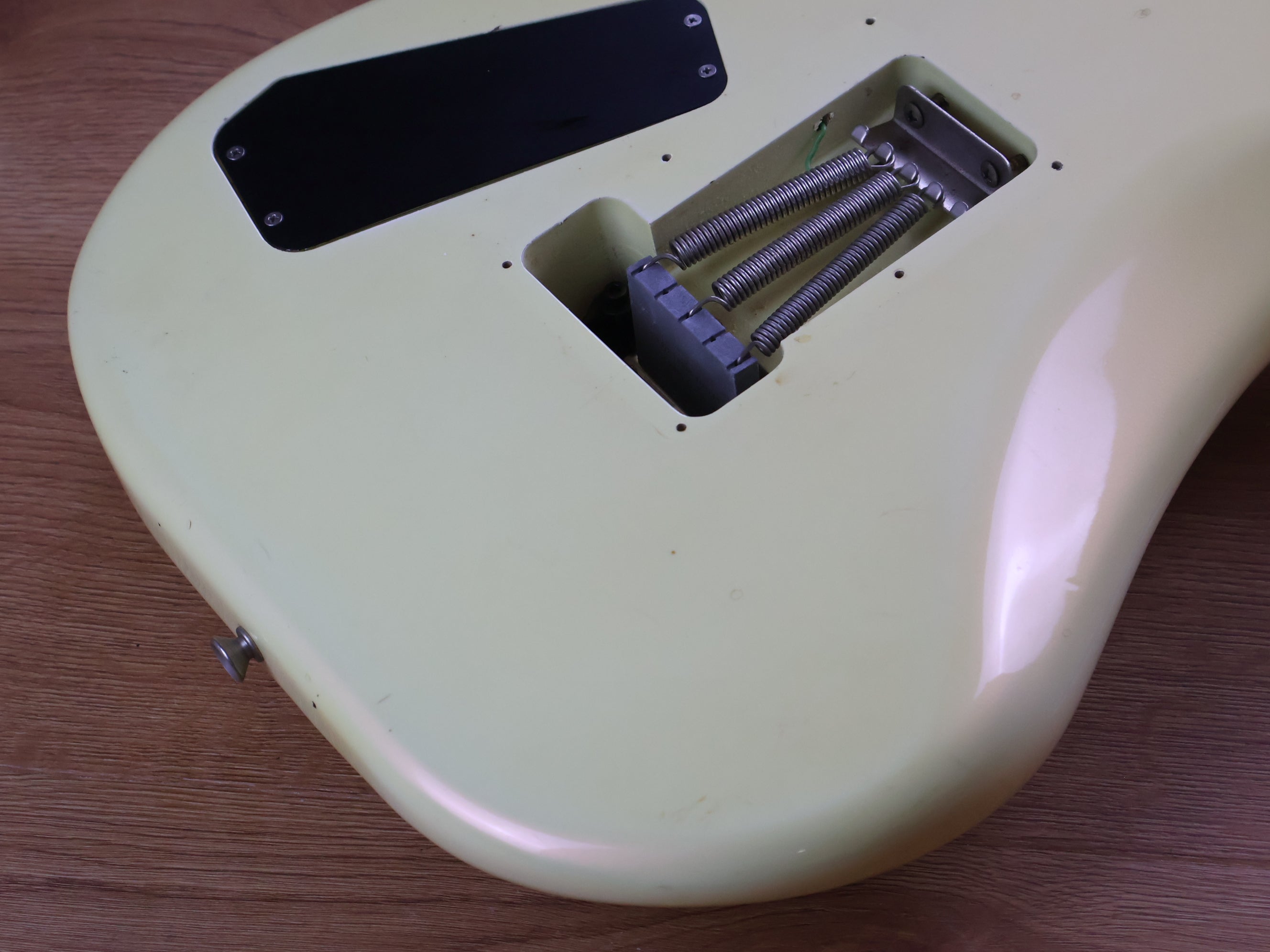 1986 Kramer Japan JK2000 Superstrat w/Floyd Rose (Aged White
