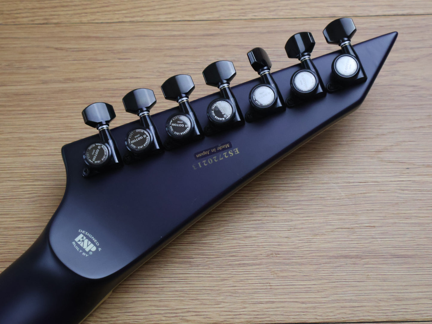 2022 E-II Japan (by ESP) M-II Seven 7-String Horizon (Purple Natural Fade)