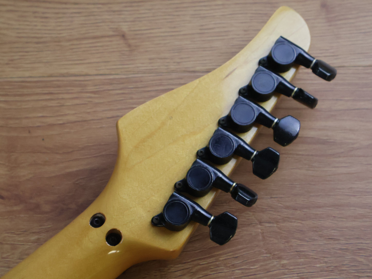 1986 Kramer Japan JK2000 Superstrat w/Floyd Rose (Aged White)