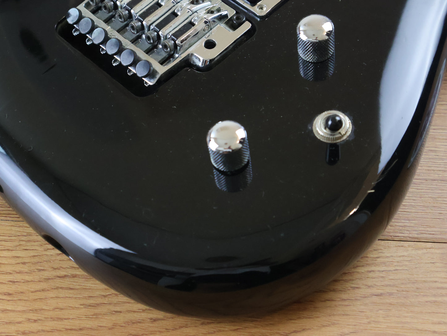 2003 Ibanez JS100 Joe Satriani Signature w/EMG's (Black)